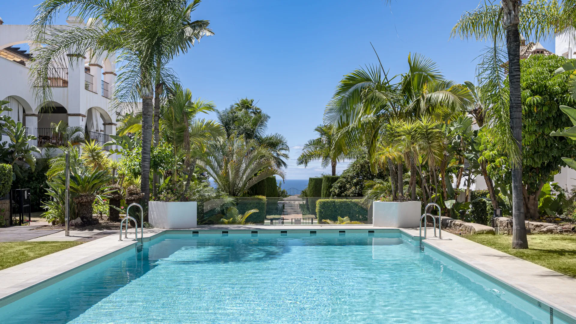 Ground floor apartment for sale in Montebello Hills