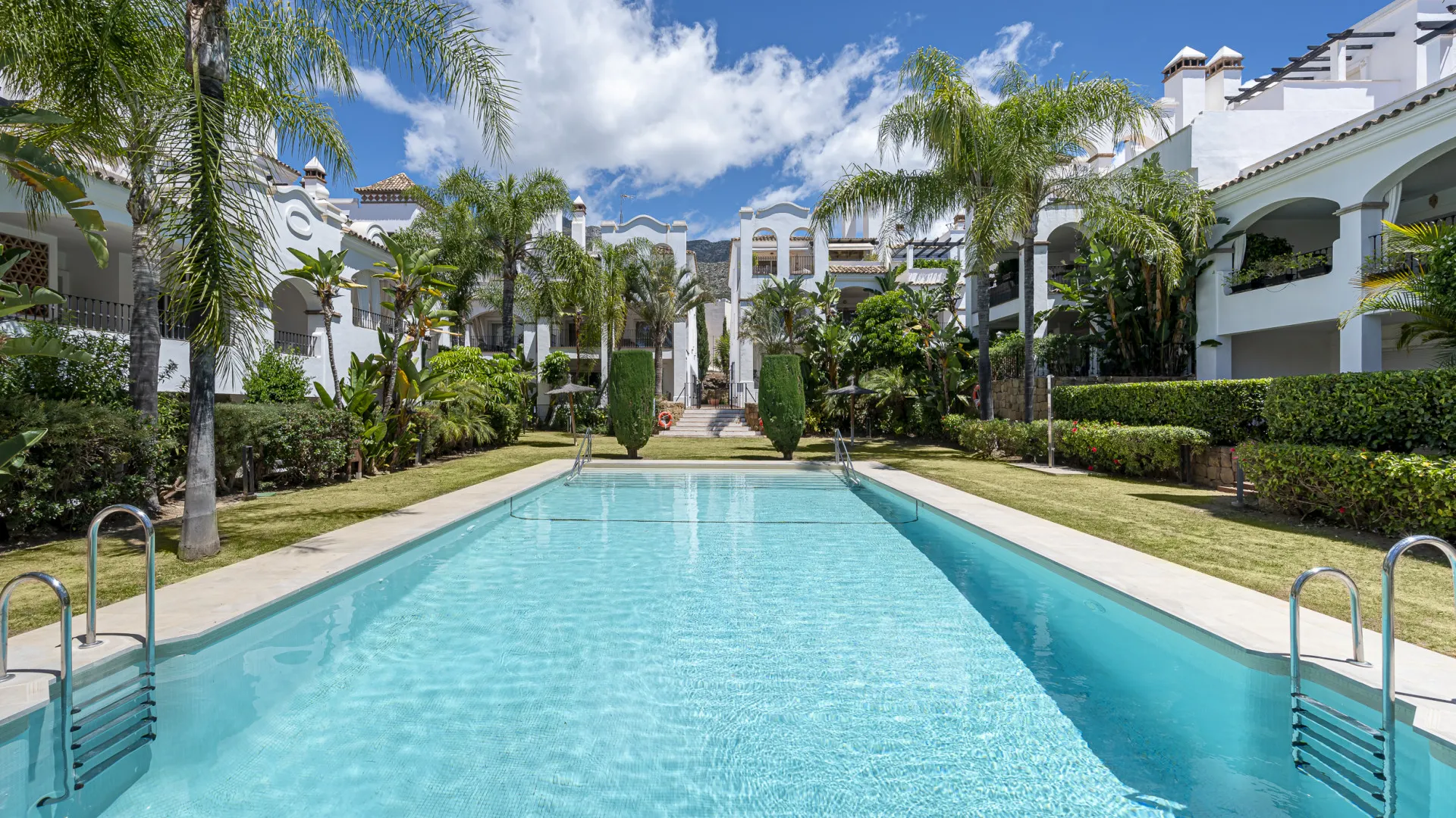 Ground floor apartment for sale in Montebello Hills