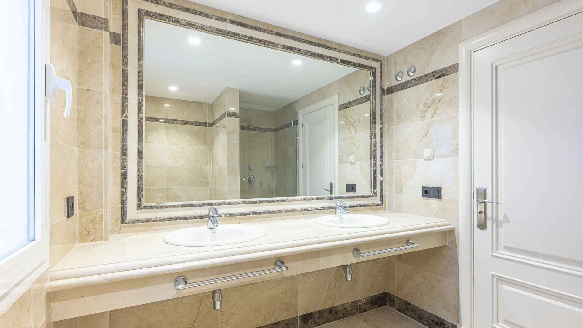 Ground floor apartment for sale in Montebello Hills