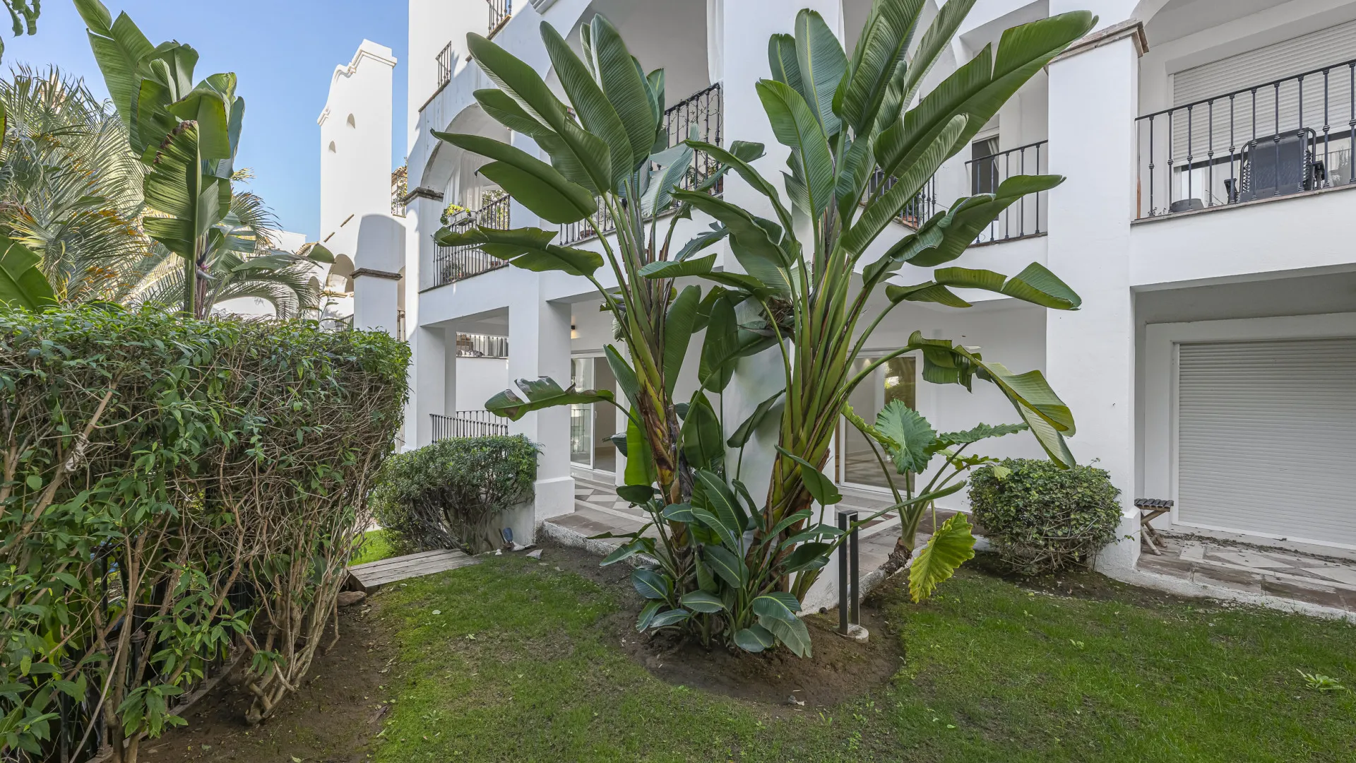 Ground floor apartment for sale in Montebello Hills