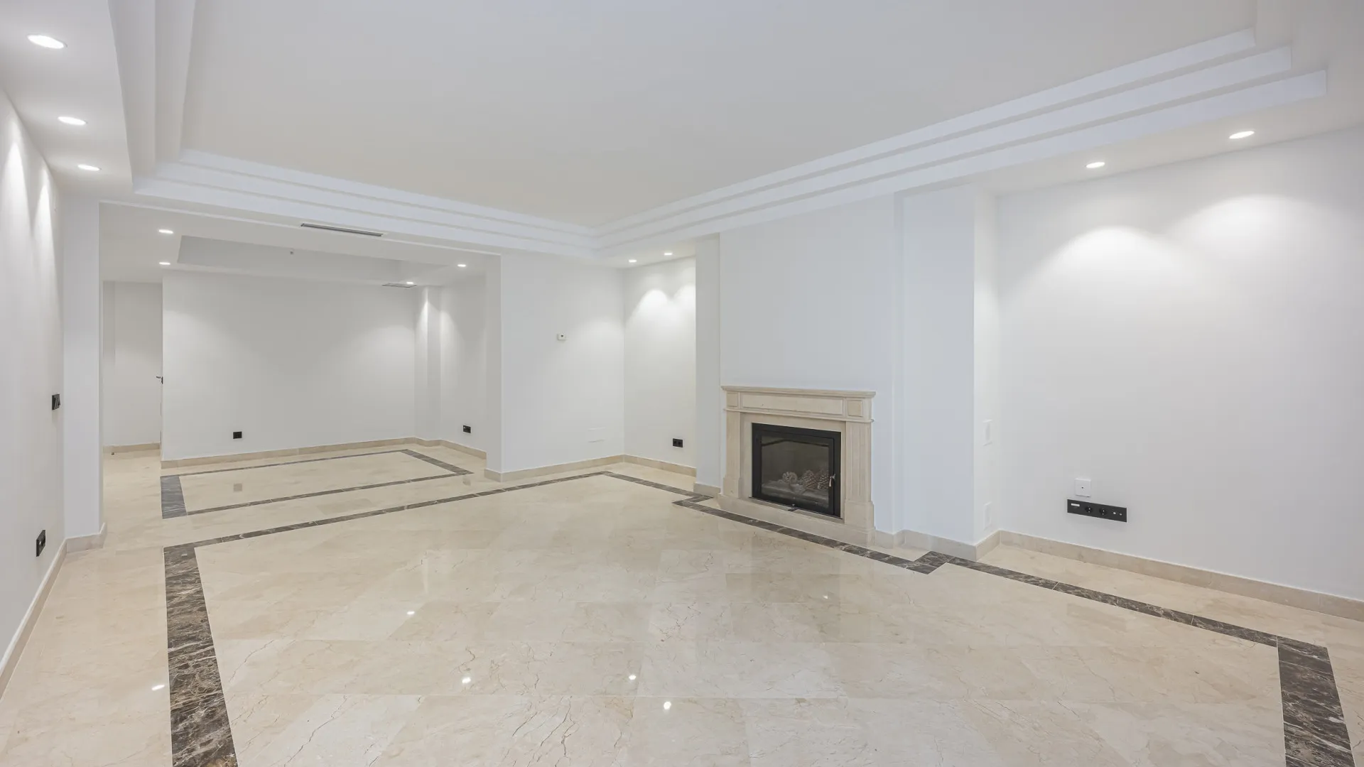 Ground floor apartment for sale in Montebello Hills