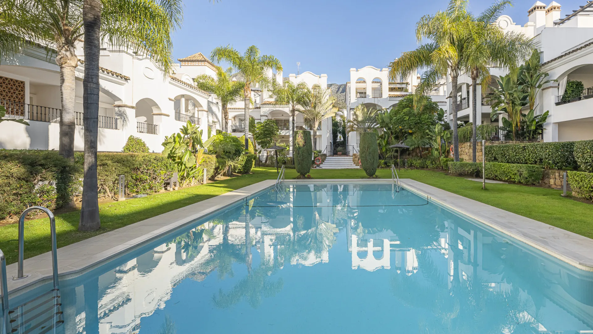 Ground floor apartment for sale in Montebello Hills