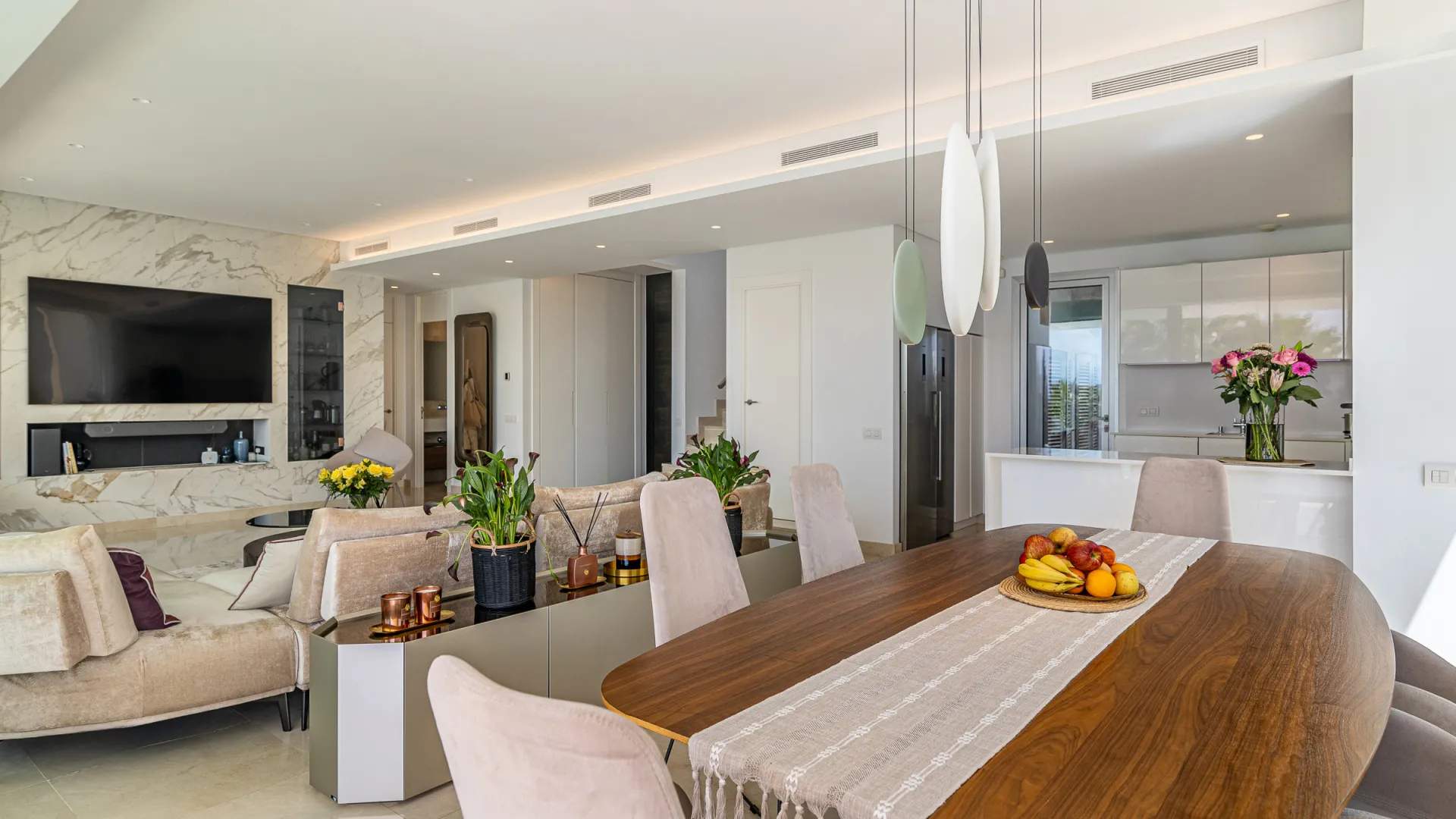 Buy villa in Rio Real