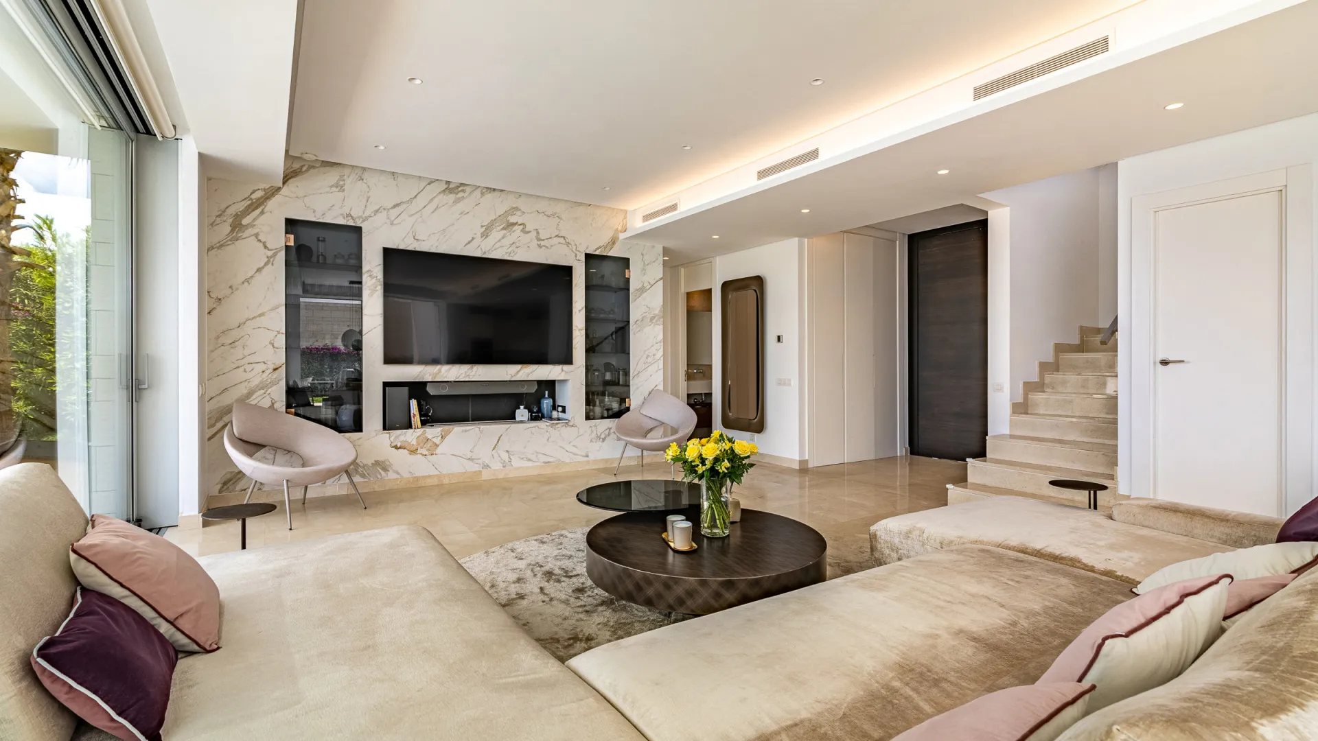 Buy villa in Rio Real