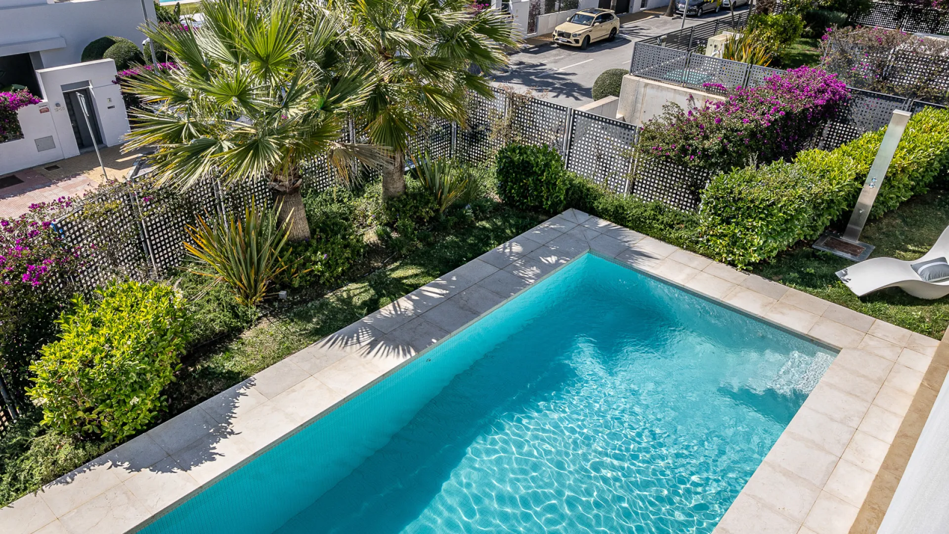 Buy villa in Rio Real