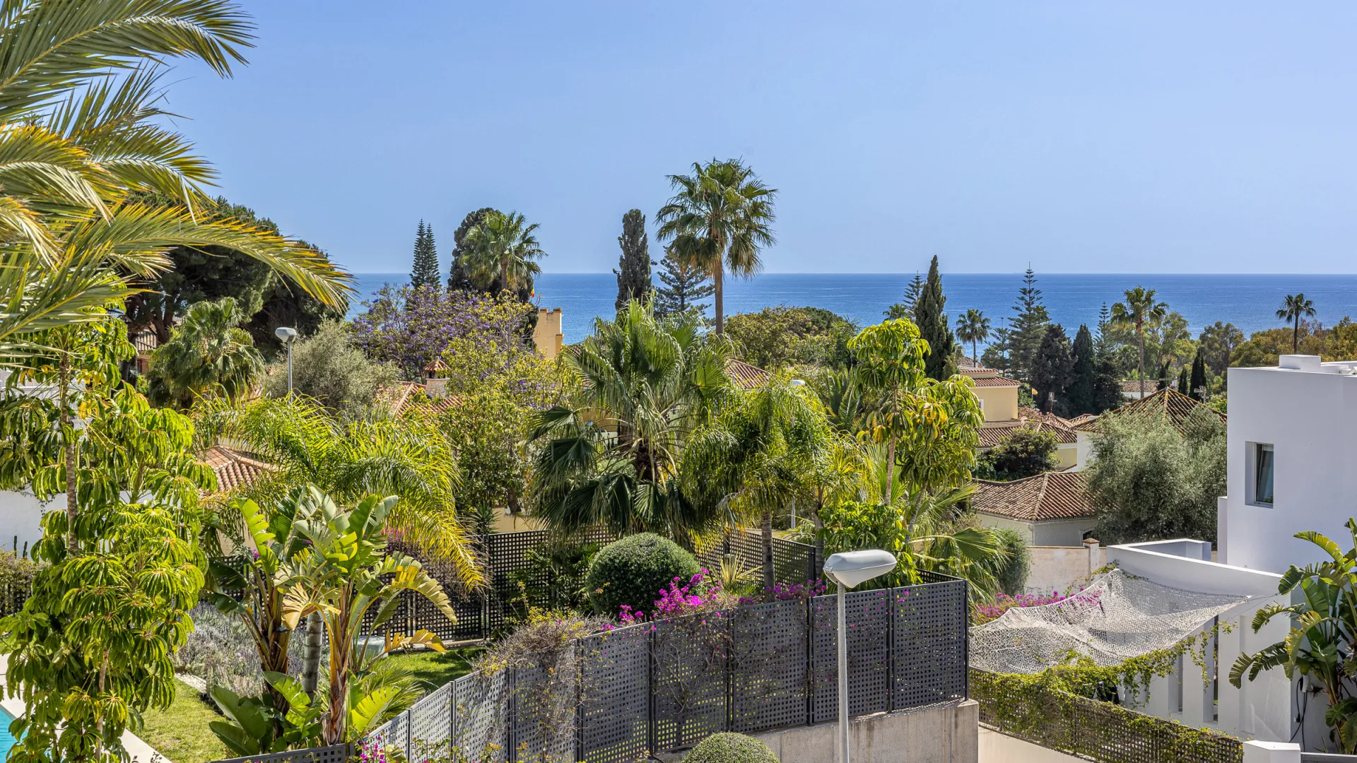 Buy villa in Rio Real