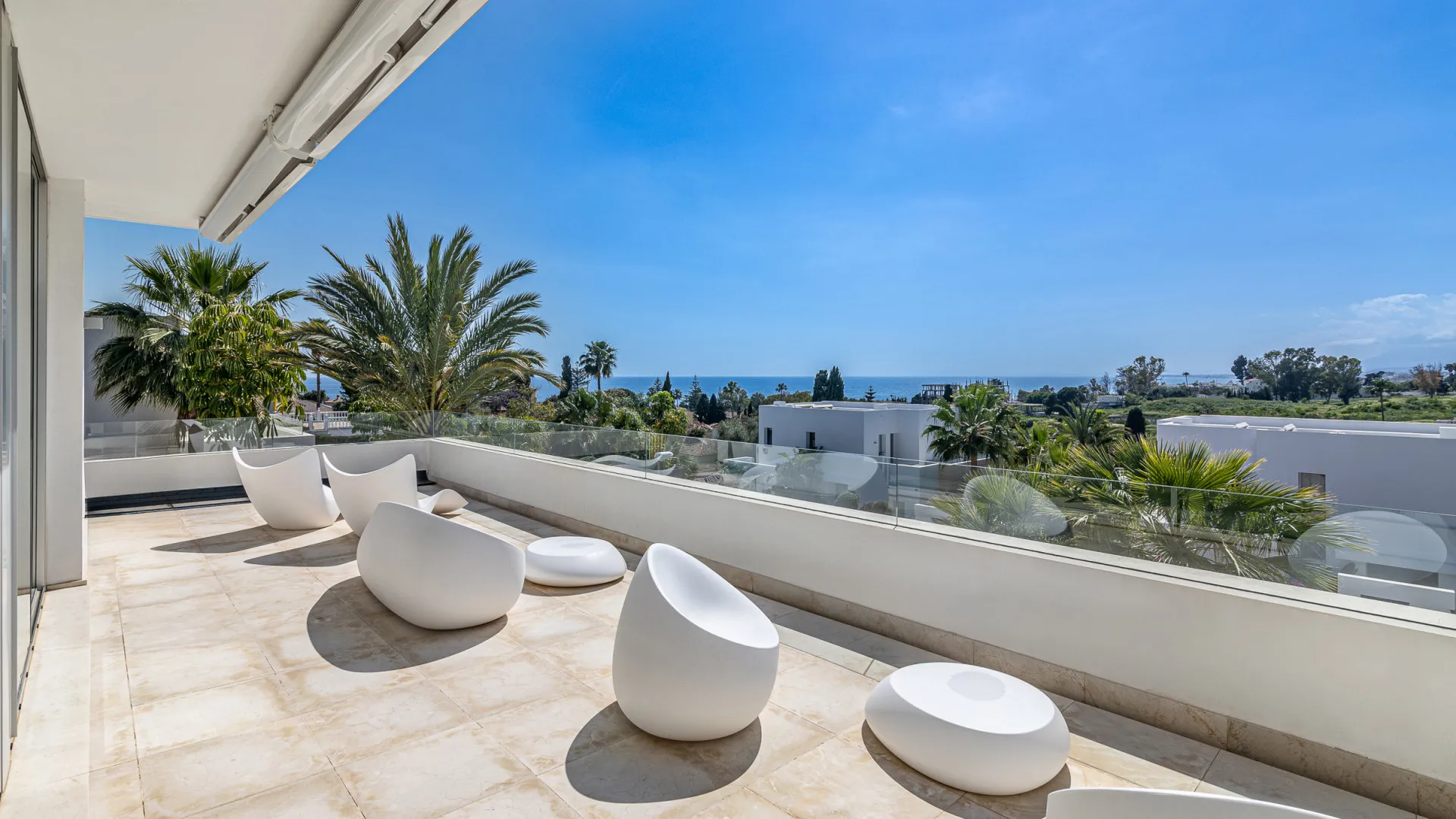 Buy villa in Rio Real