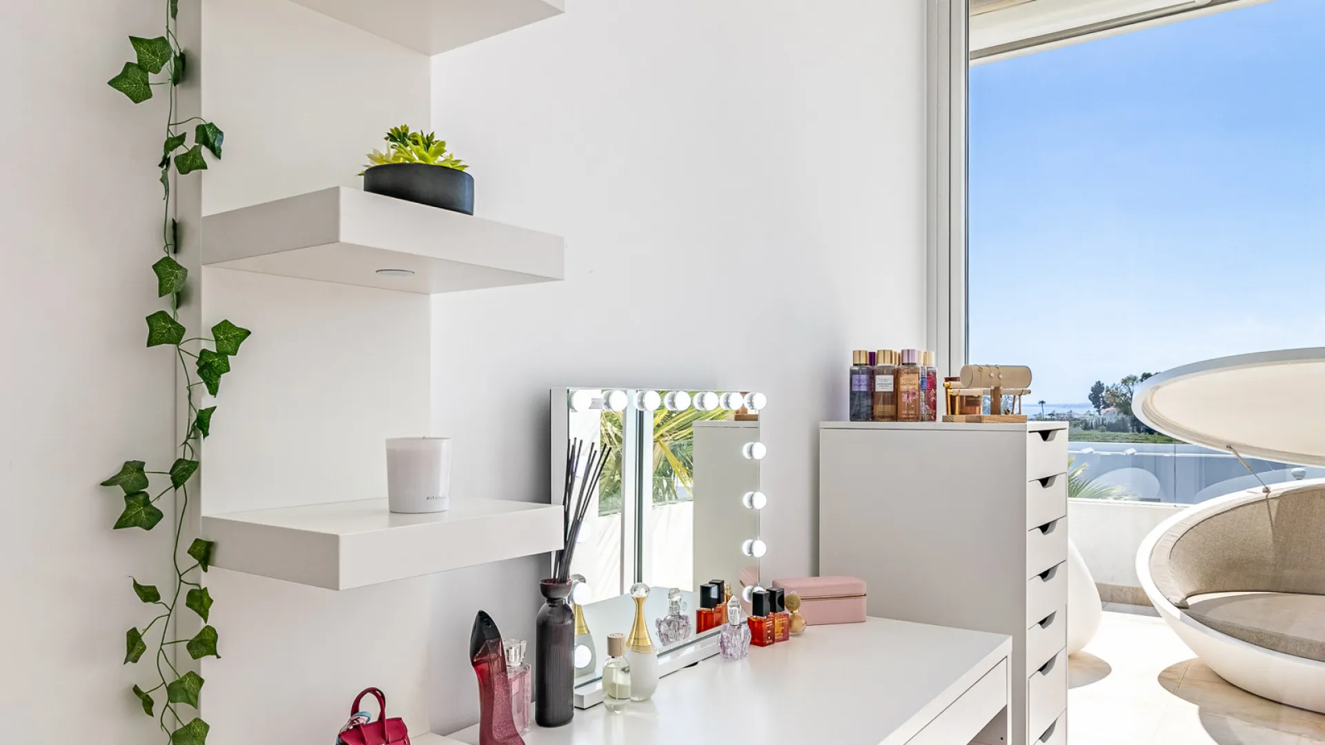 Buy villa in Rio Real