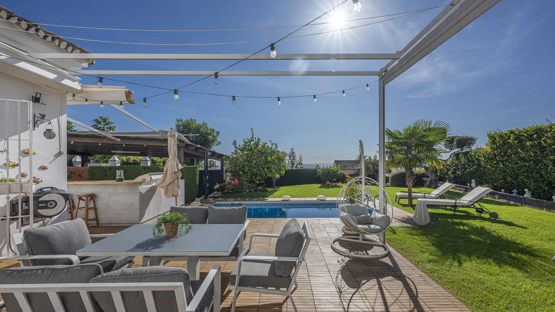 4 bedrooms villa for sale in Carretera de Istan