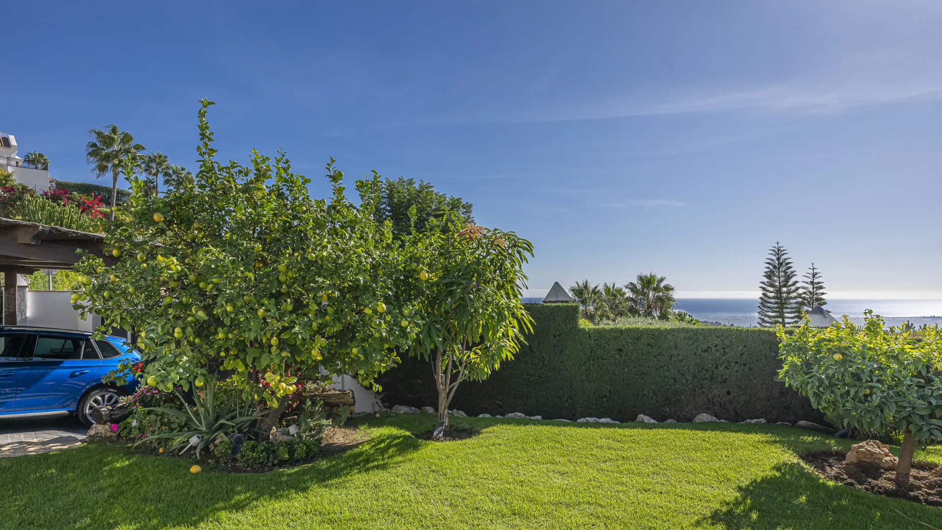 4 bedrooms villa for sale in Carretera de Istan