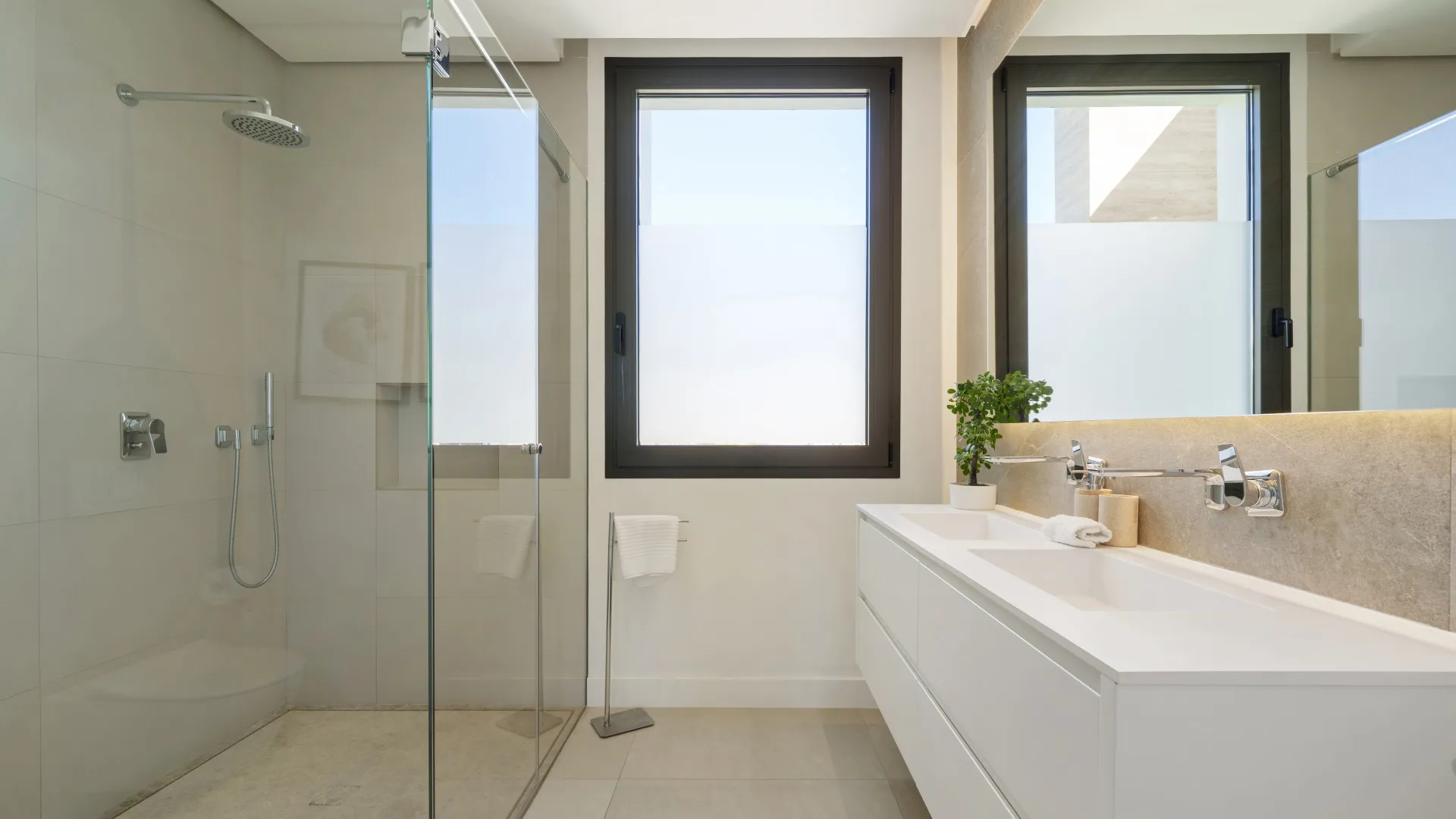 Altos de Puente Romano, villa de 6 dormitorios a la venta