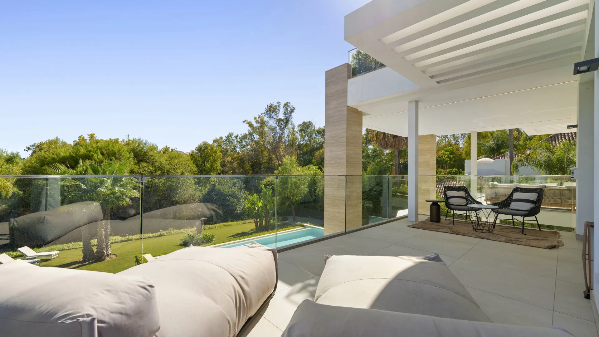 Altos de Puente Romano, villa de 6 dormitorios a la venta