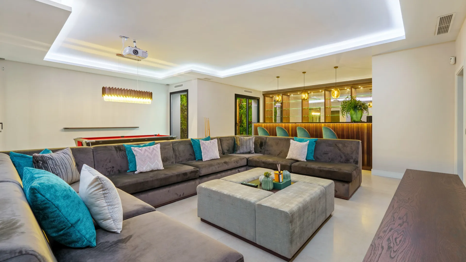 La Quinta, villa a la venta de 6 dormitorios