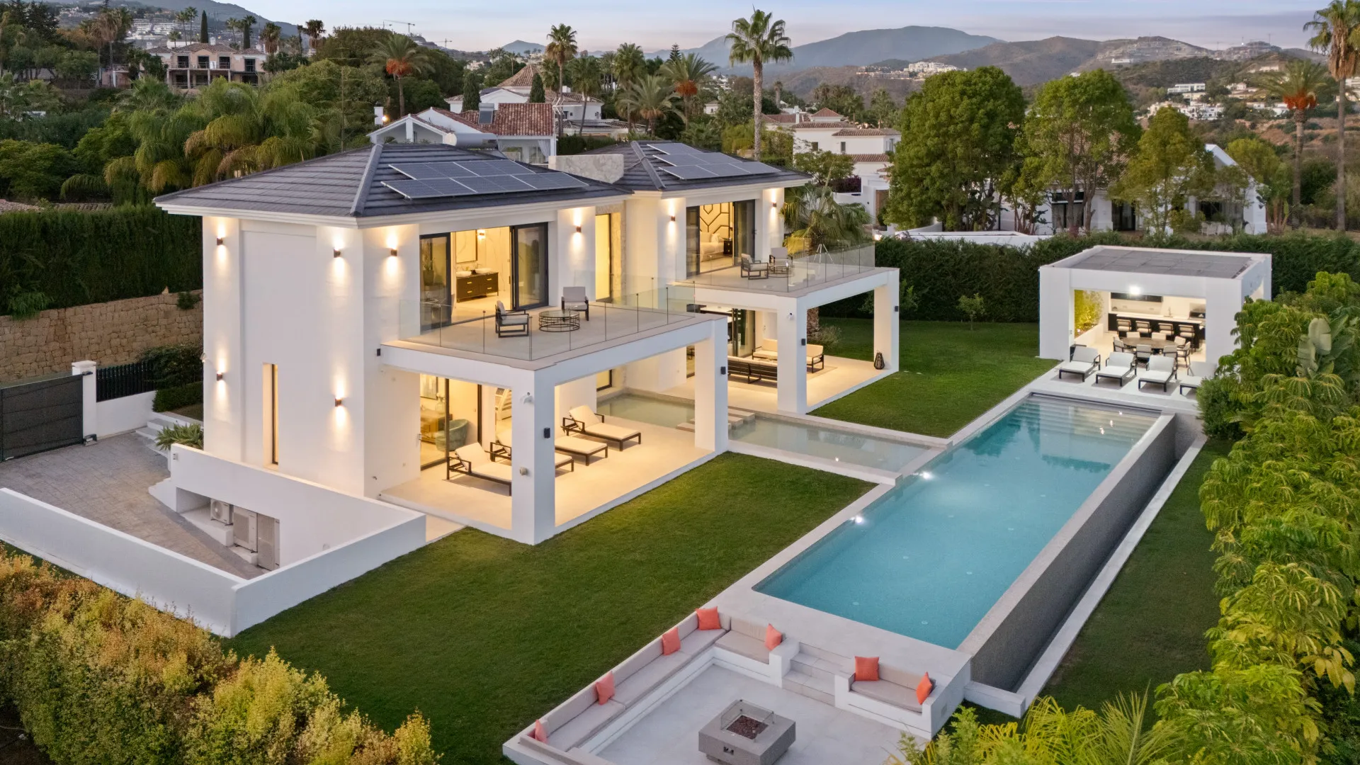 La Quinta, villa a la venta de 6 dormitorios