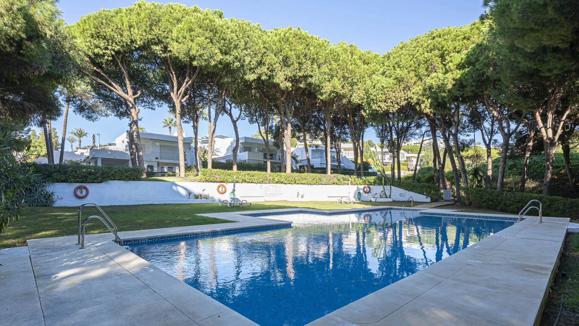 For sale town house in Cabopino