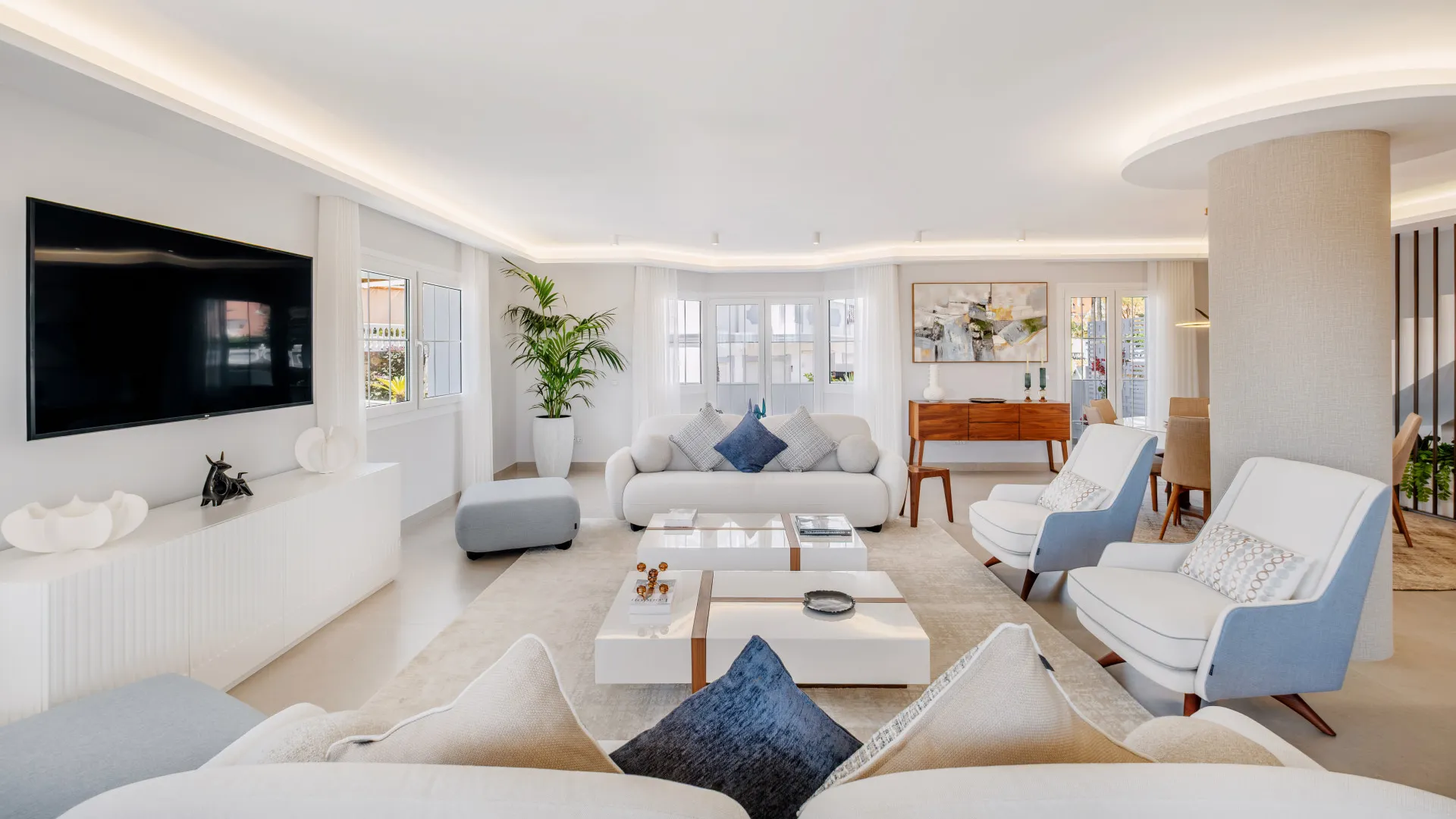 Atico duplex con 5 dormitorios en venta en Las Lolas