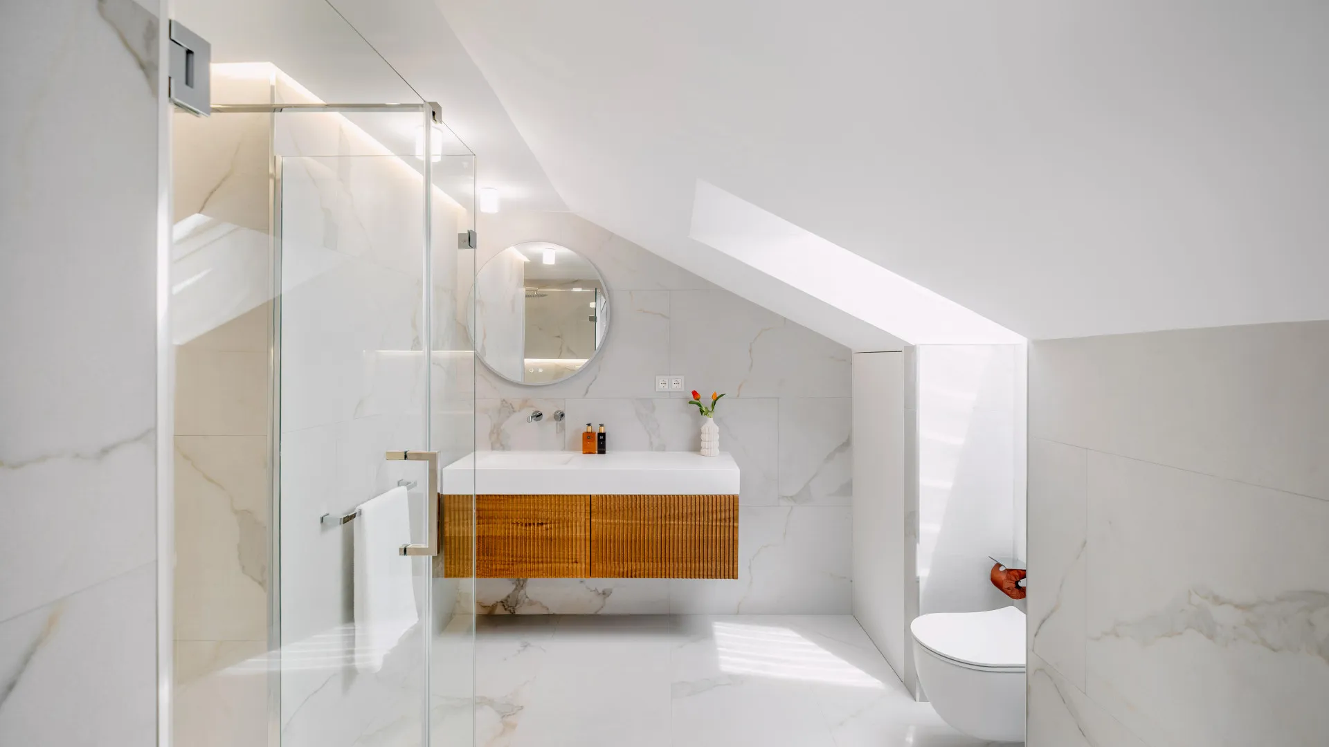 Atico duplex con 5 dormitorios en venta en Las Lolas