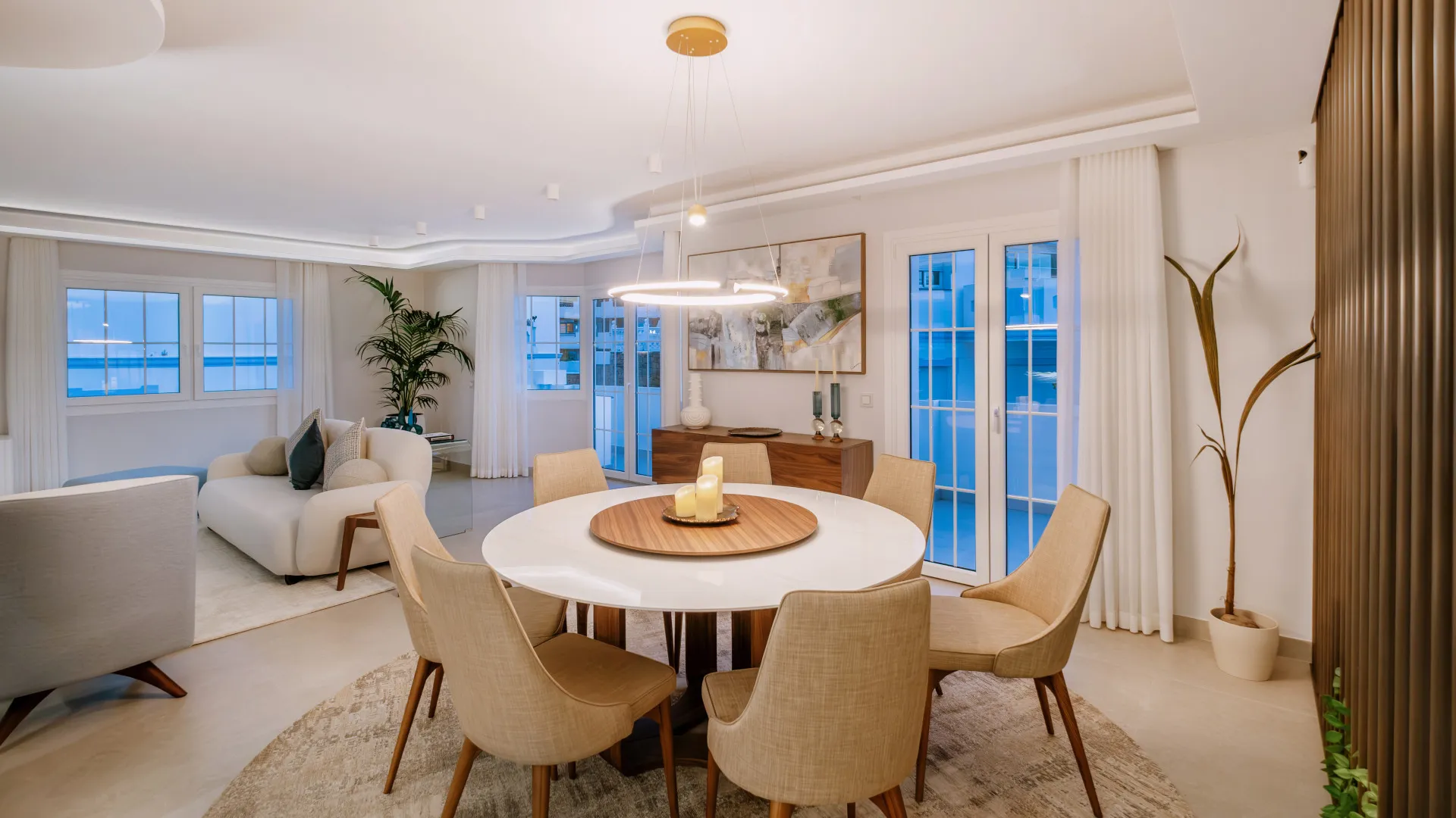 Atico duplex con 5 dormitorios en venta en Las Lolas