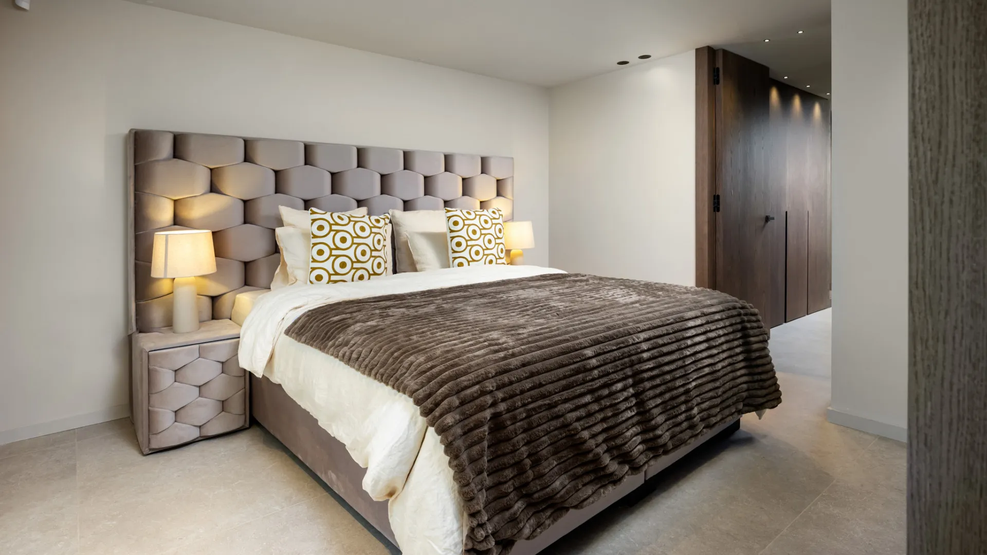 Villa en venta con 5 dormitorios en Haza del Conde