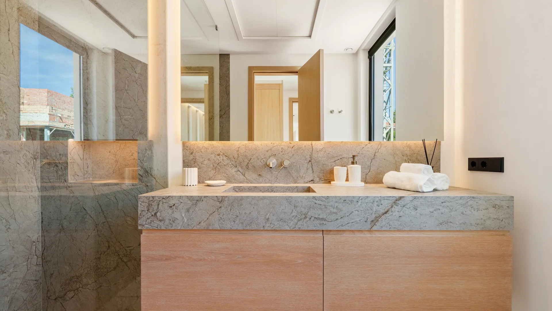 Villa with 5 bedrooms for sale in Linda Vista Baja