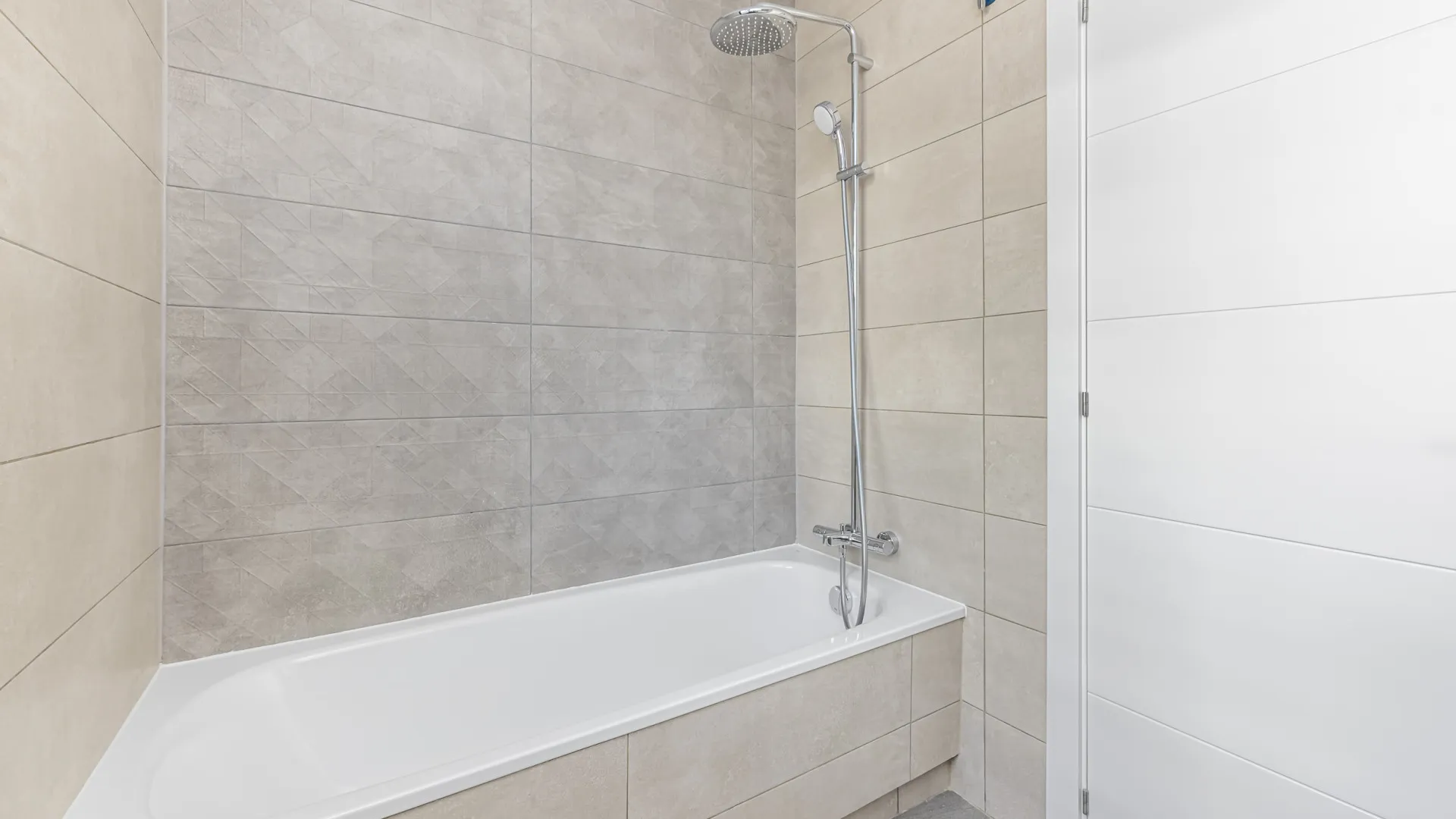 For sale Mijas Costa town house with 4 bedrooms
