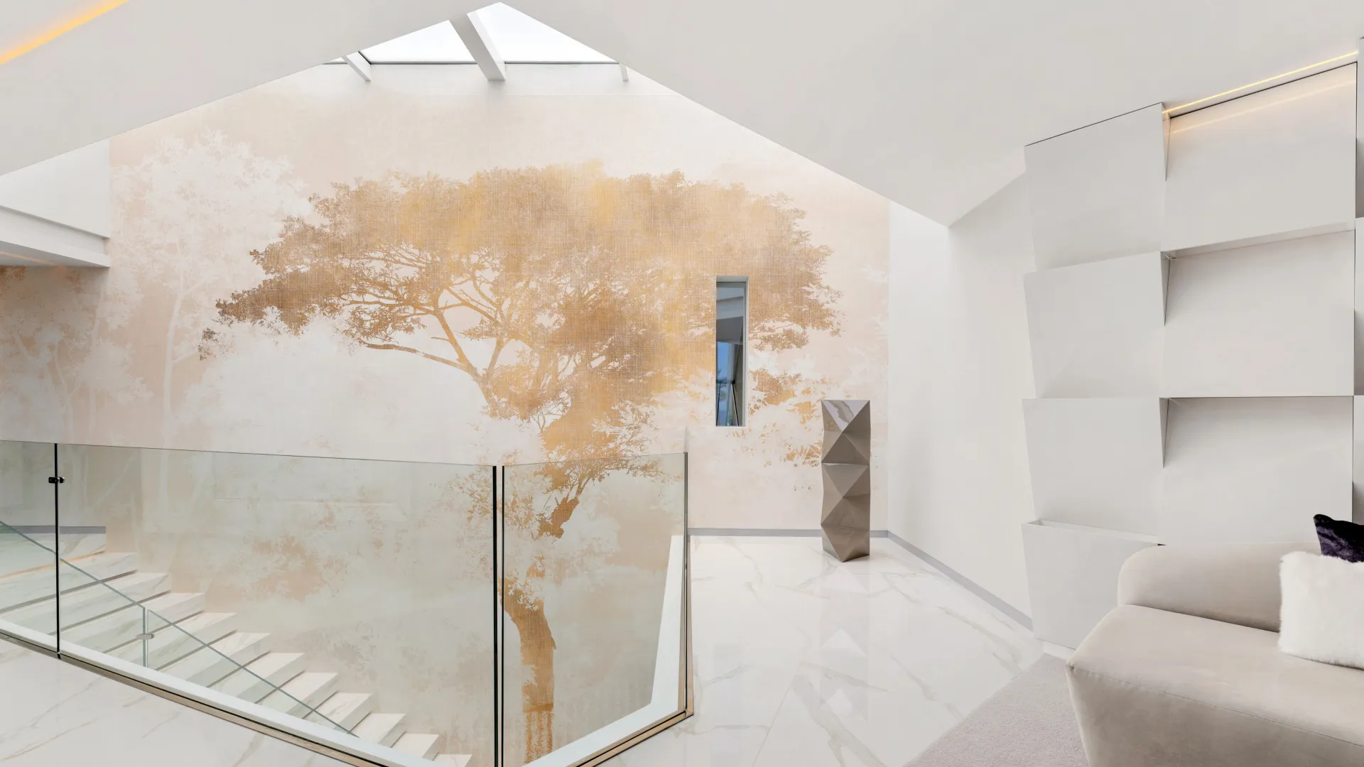 6 bedrooms villa in Los Monteros Playa for sale