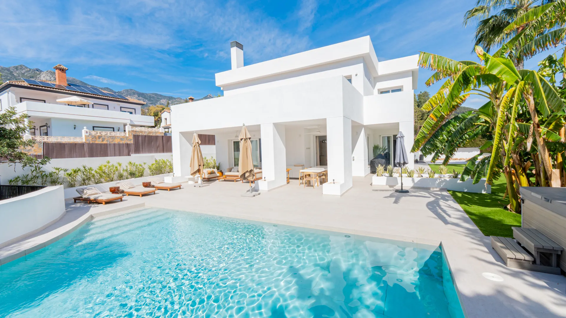 Comprar villa en Marbella Ciudad