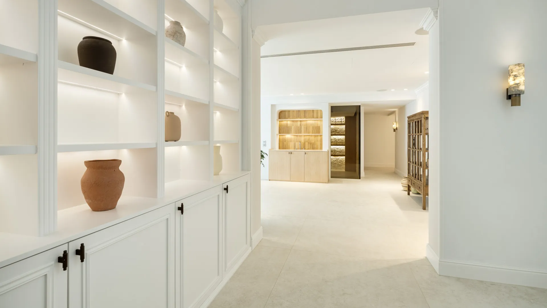 Villa for sale in Las Brisas with 5 bedrooms