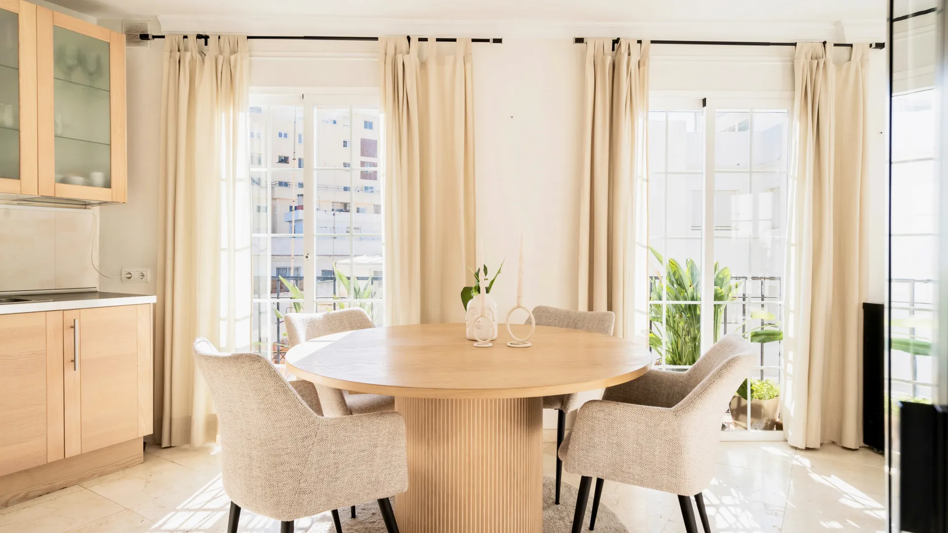 For sale 1 bedroom duplex penthouse in S. Pedro Centro