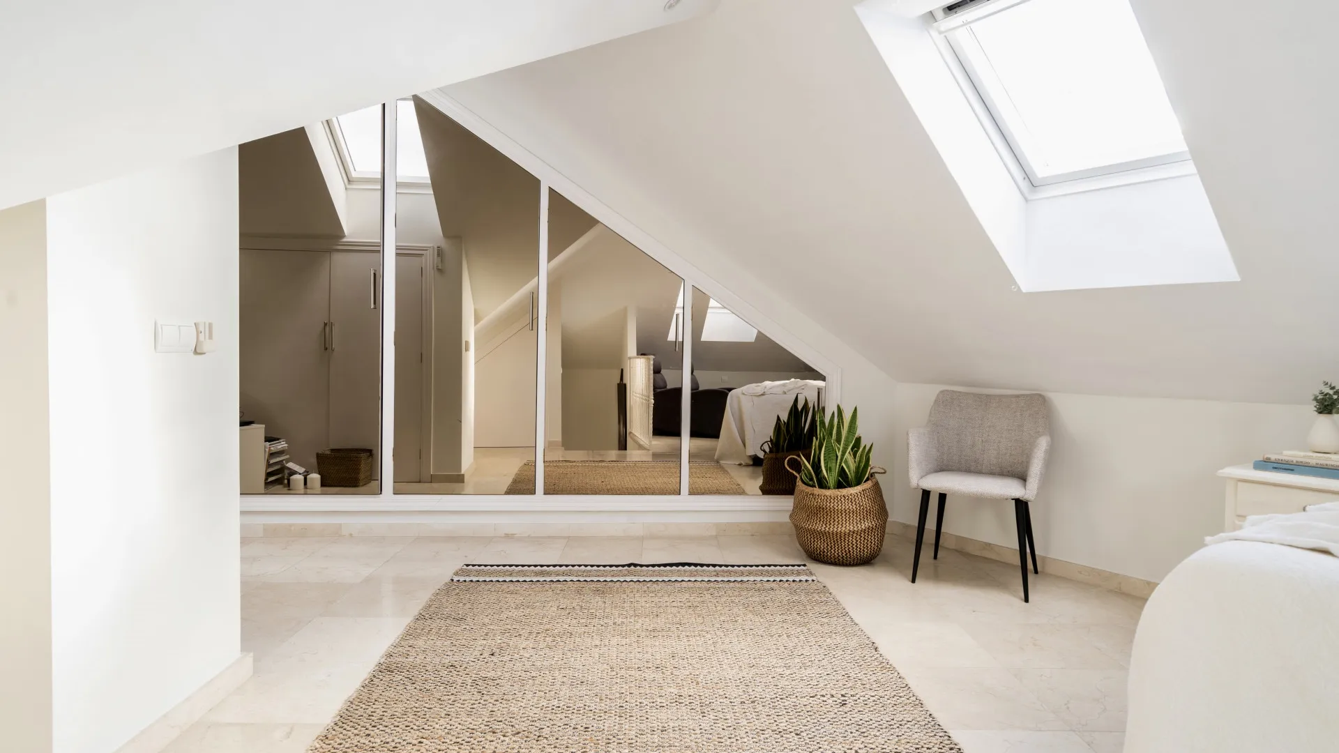 For sale 1 bedroom duplex penthouse in S. Pedro Centro