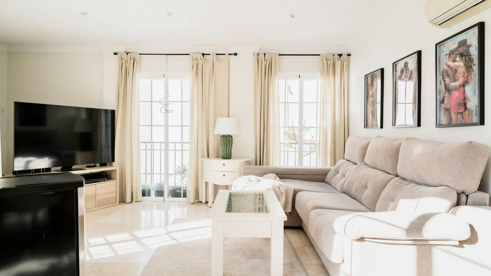 For sale 1 bedroom duplex penthouse in S. Pedro Centro