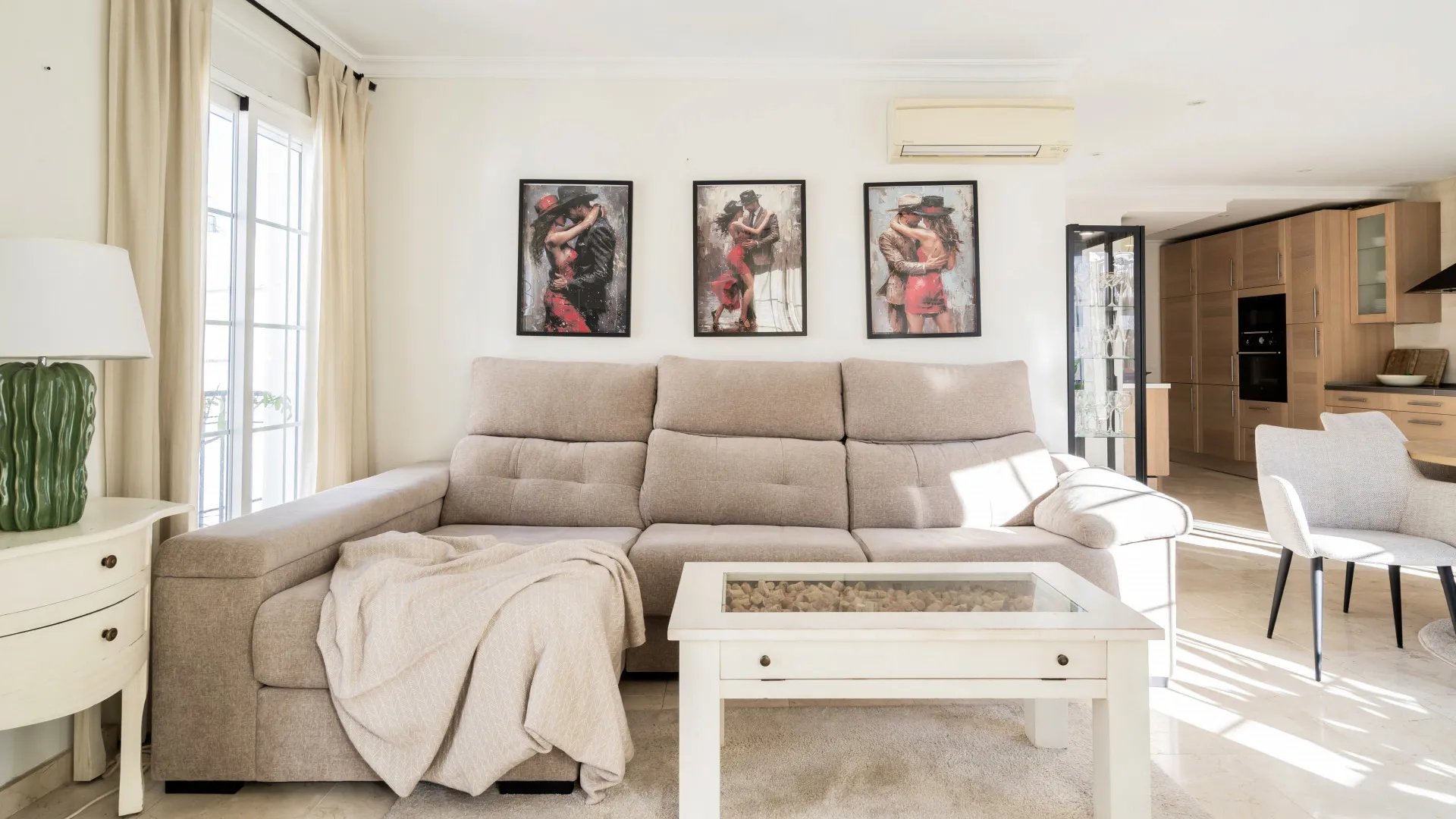 For sale 1 bedroom duplex penthouse in S. Pedro Centro