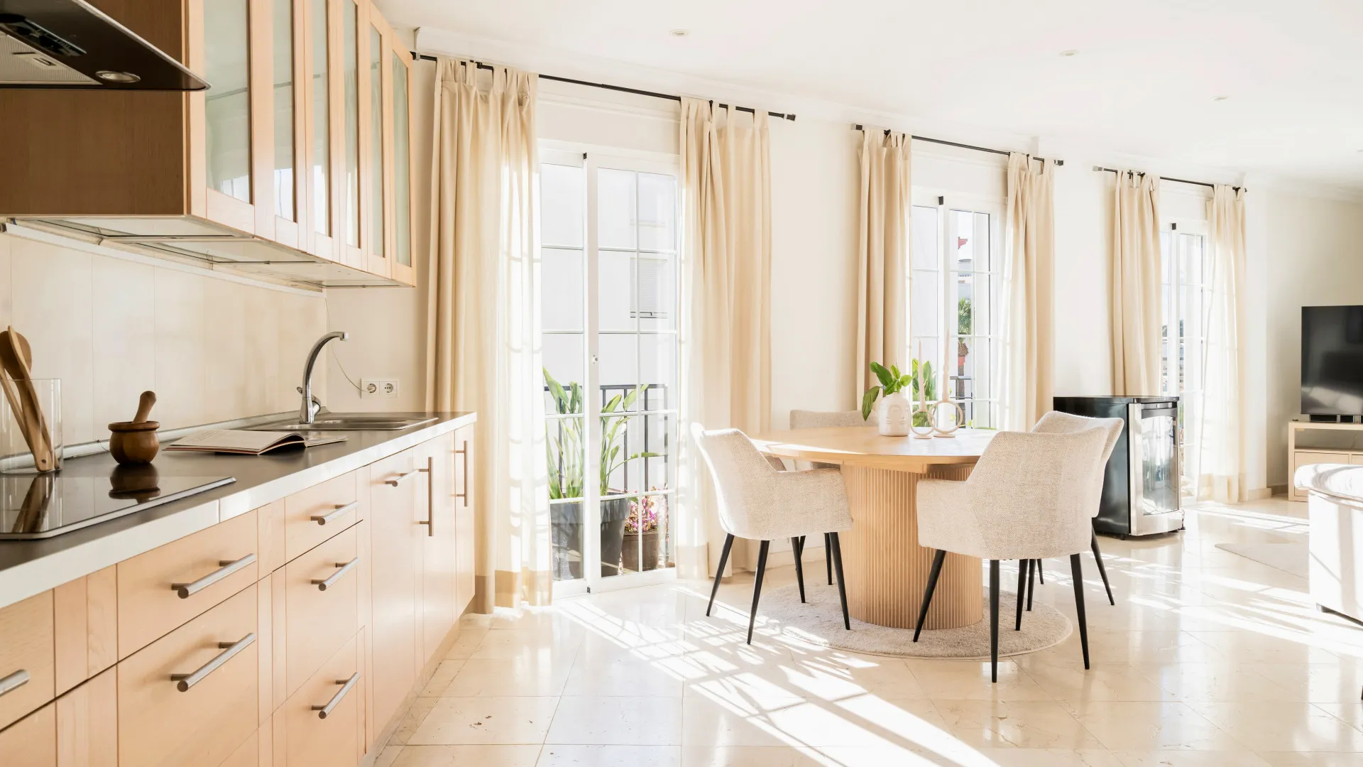 For sale 1 bedroom duplex penthouse in S. Pedro Centro