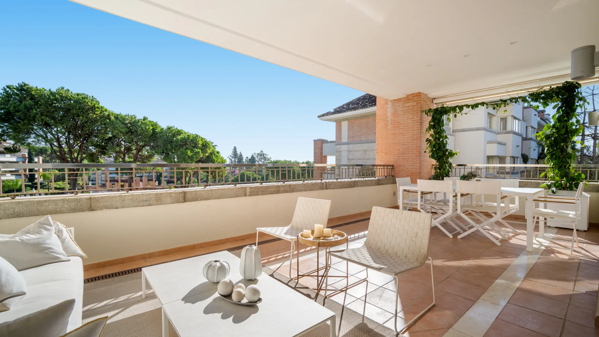 Marbella Golden Mile, apartamento de 4 dormitorios en venta