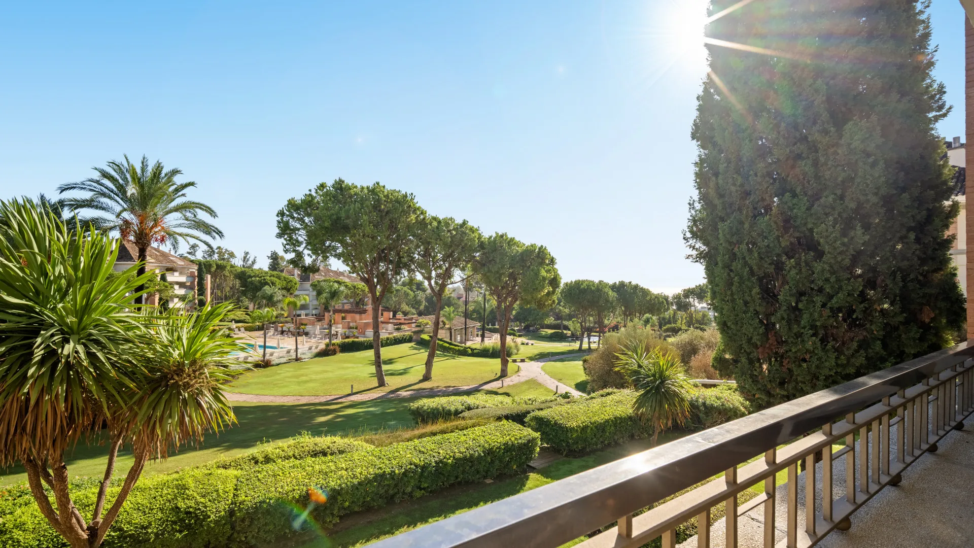 Marbella Golden Mile, apartamento de 4 dormitorios en venta