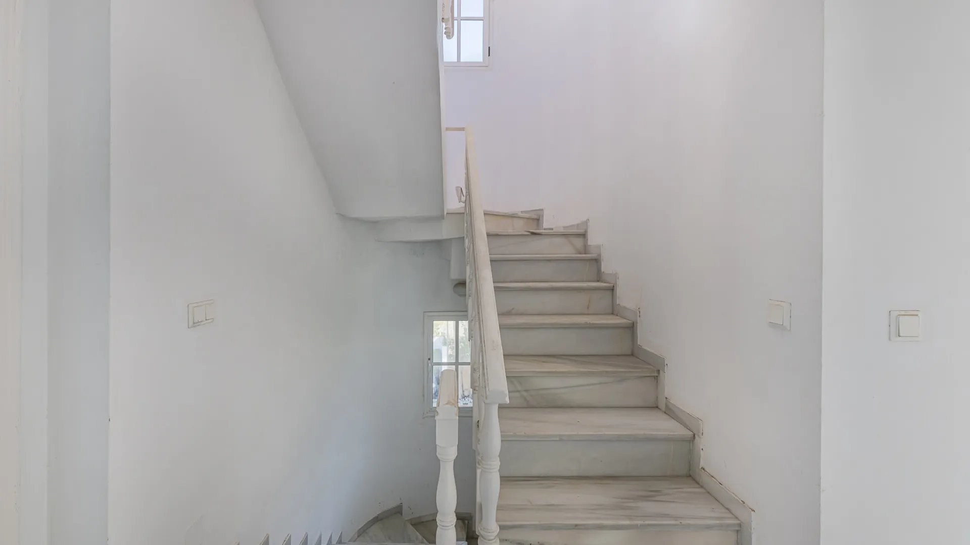 Villa en venta de 4 dormitorios en Nueva Andalucia