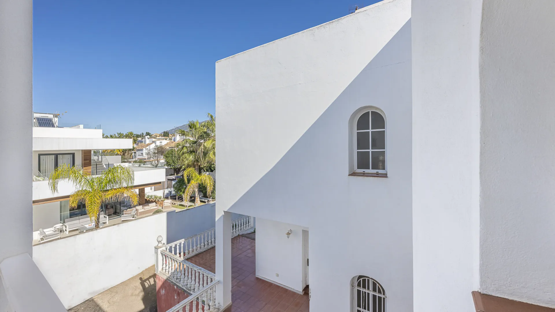 Villa en venta de 4 dormitorios en Nueva Andalucia
