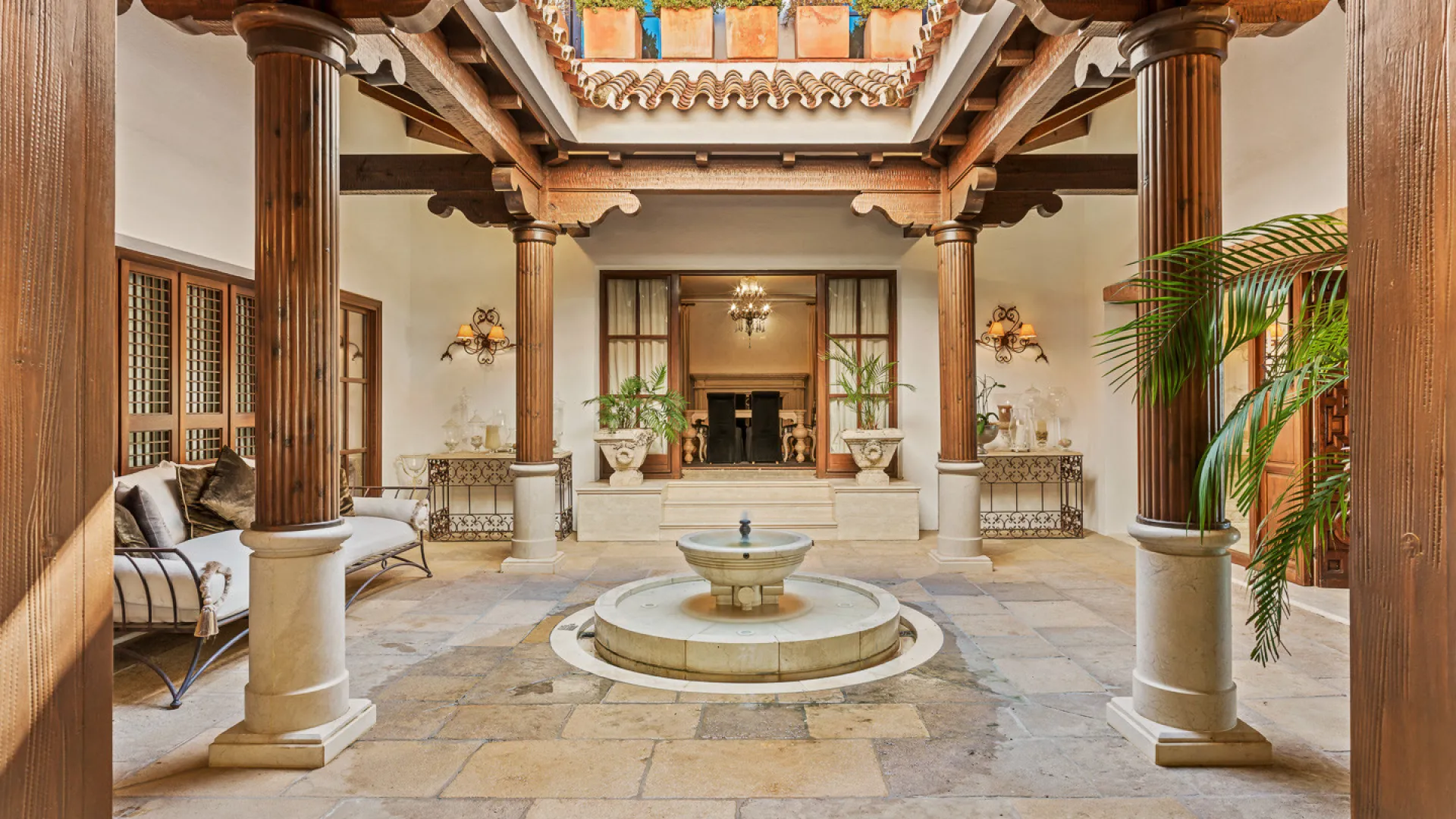 Villa for sale in Sierra Blanca