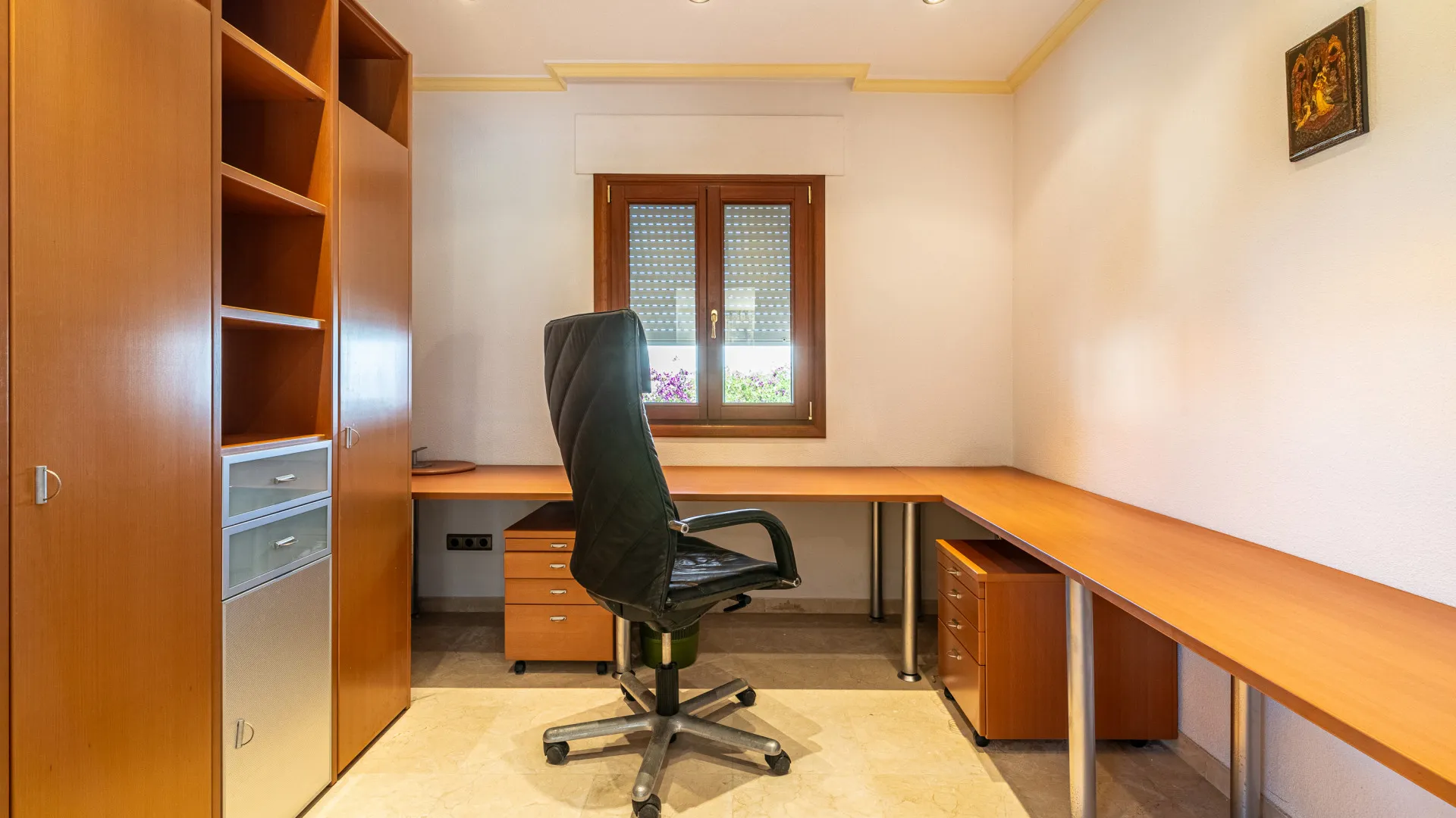 Se vende villa de 5 dormitorios en Guadalmansa Playa