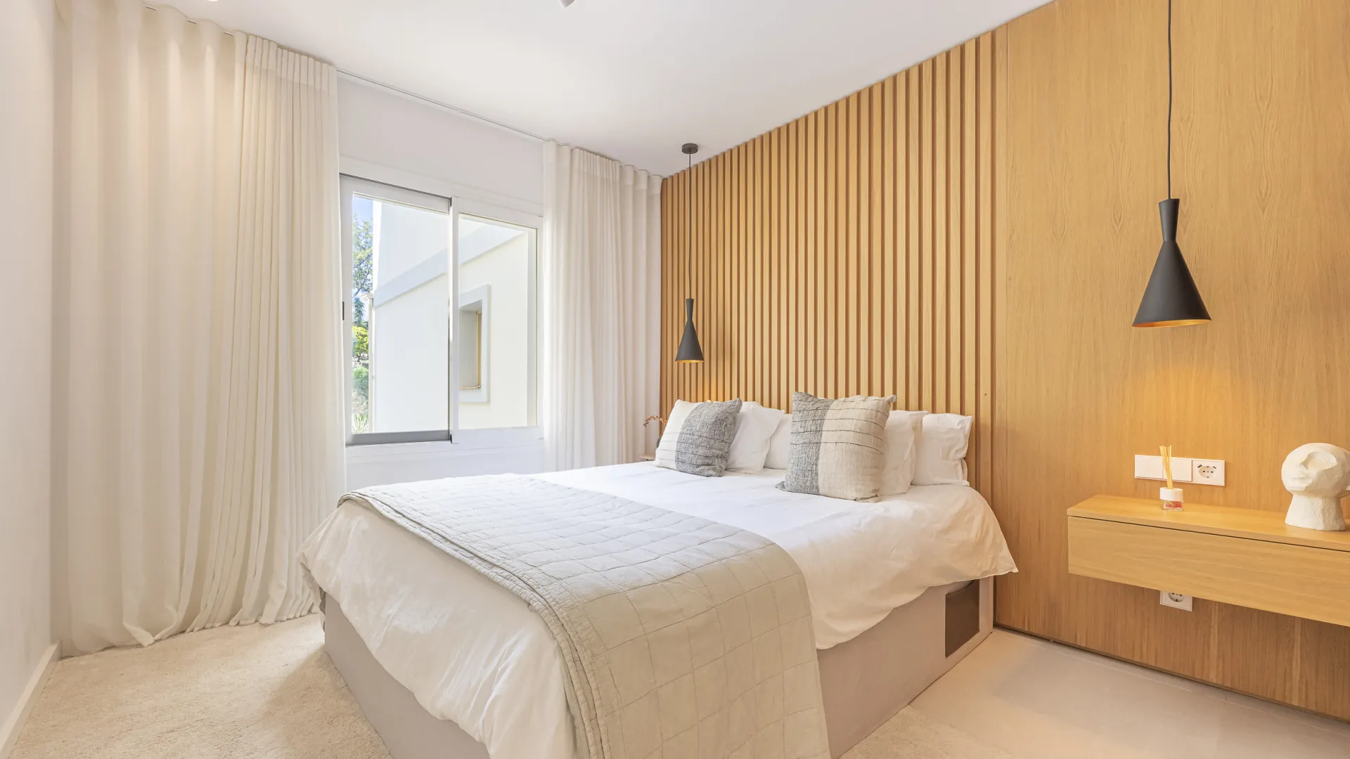 Se vende apartamento planta baja en Palacetes Los Belvederes con 3 dormitorios