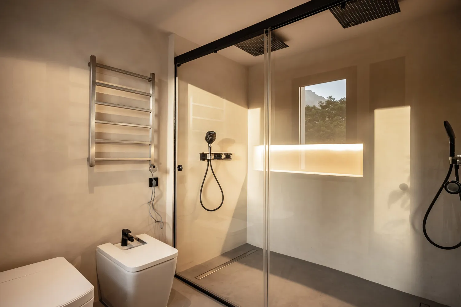 Buy villa with 5 bedrooms in La Merced