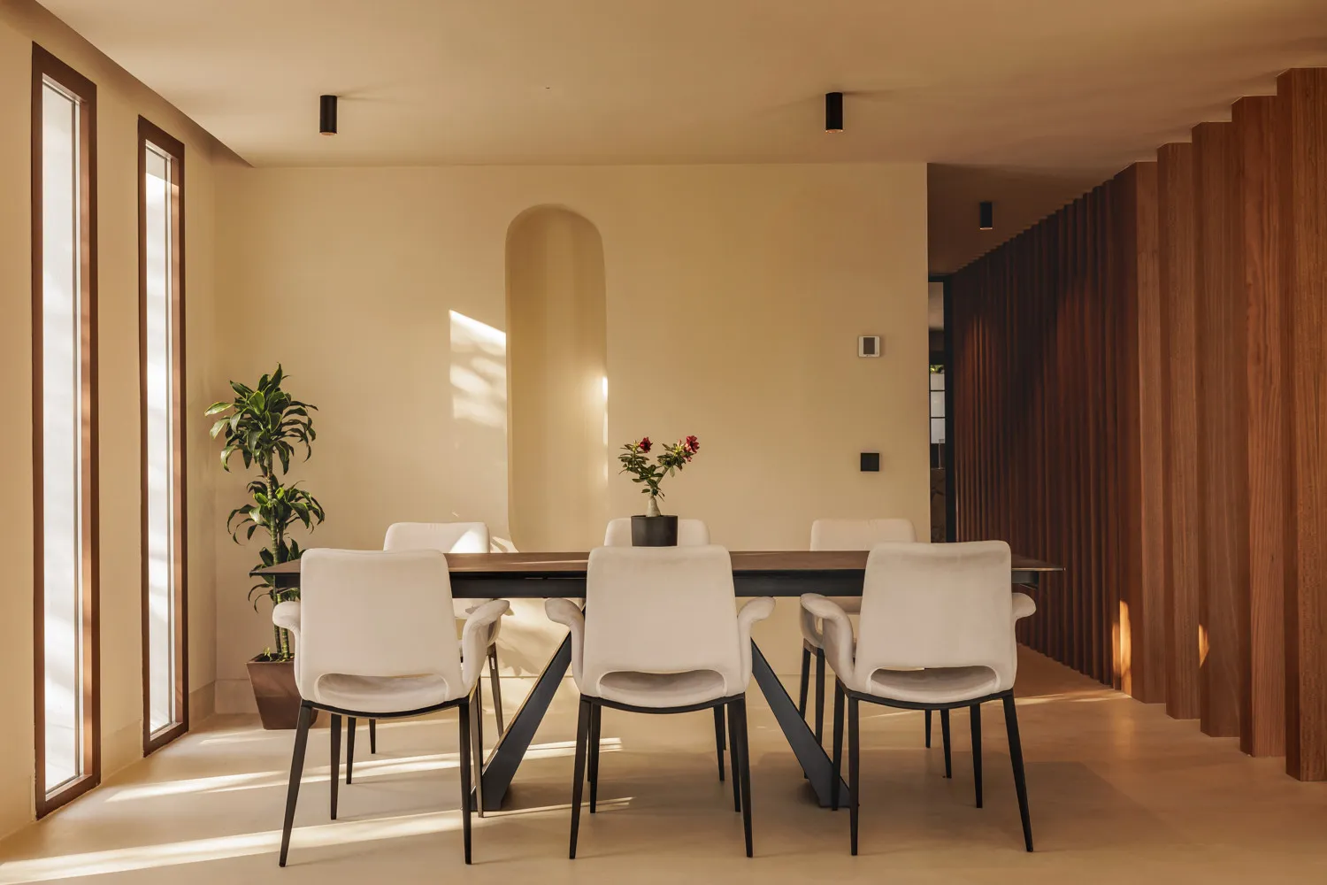 Buy villa with 5 bedrooms in La Merced