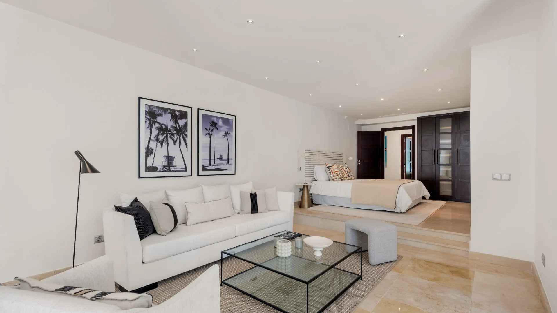 Villa con 7 dormitorios en venta en Las Brisas