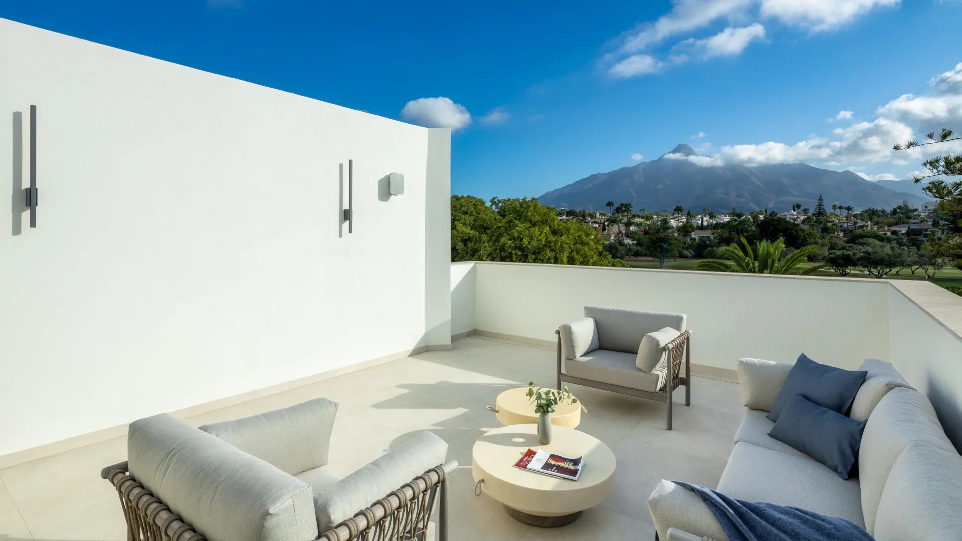 Villa a la venta en Las Brisas del Golf de 5 dormitorios