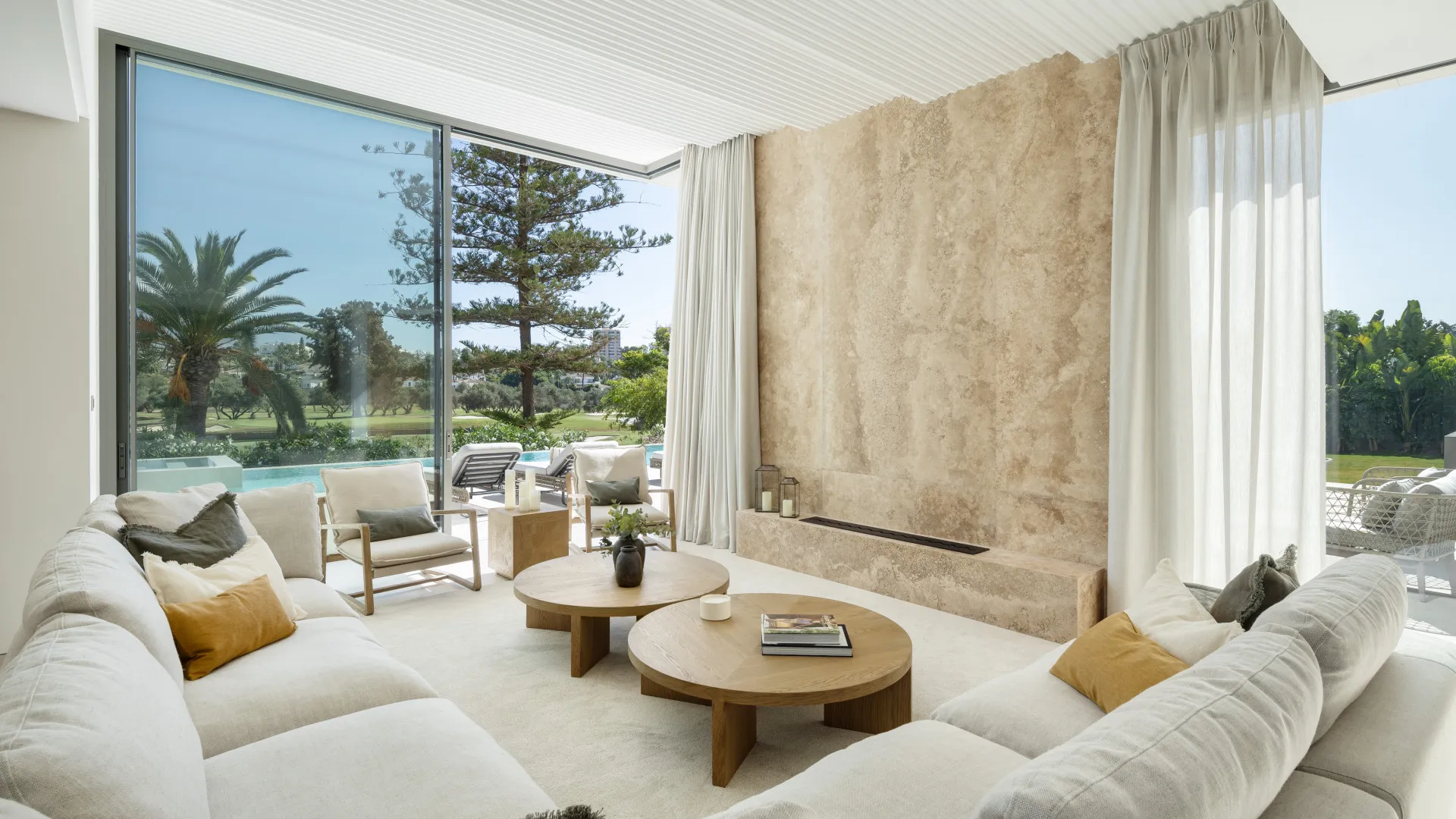 Villa a la venta en Las Brisas del Golf de 5 dormitorios