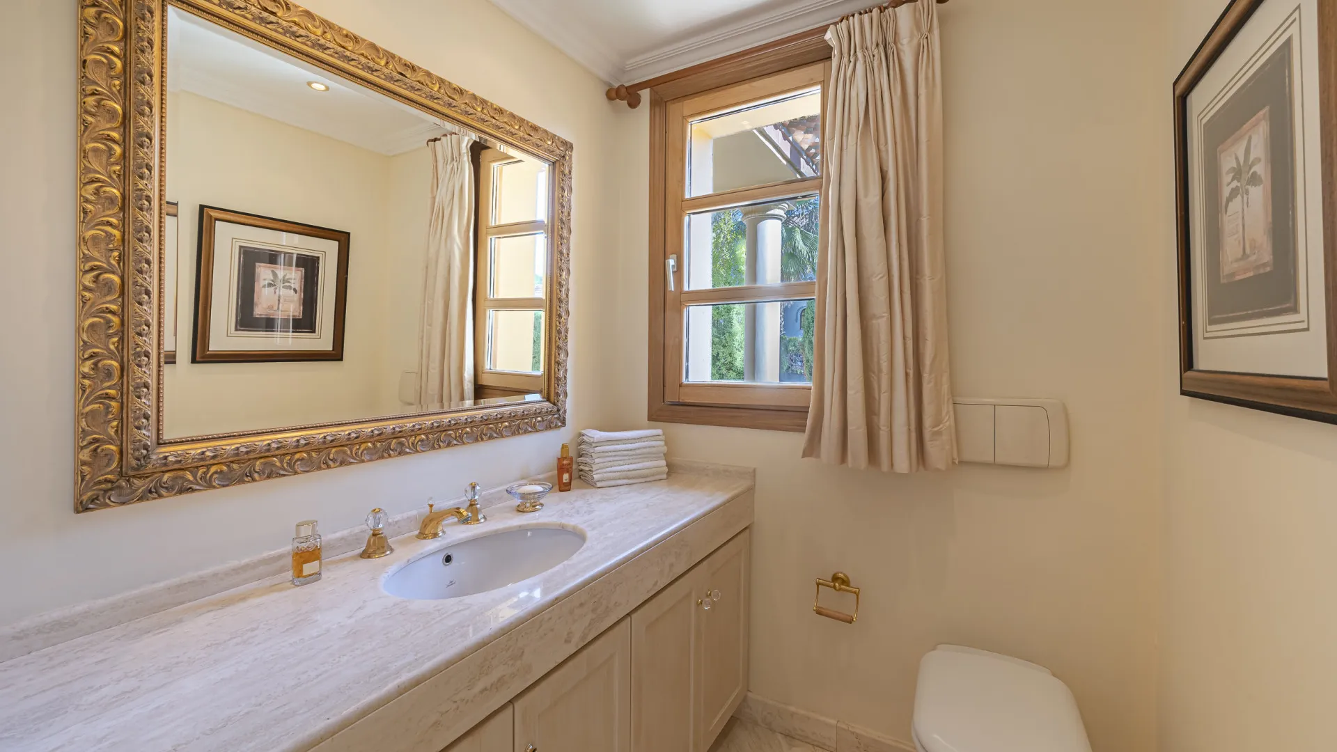 Las Brisas, villa en venta con 5 dormitorios