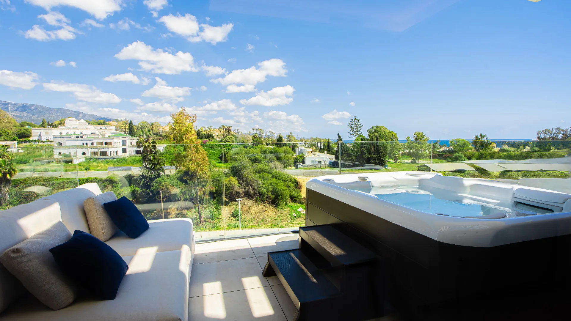 Atico duplex en venta en Benalús