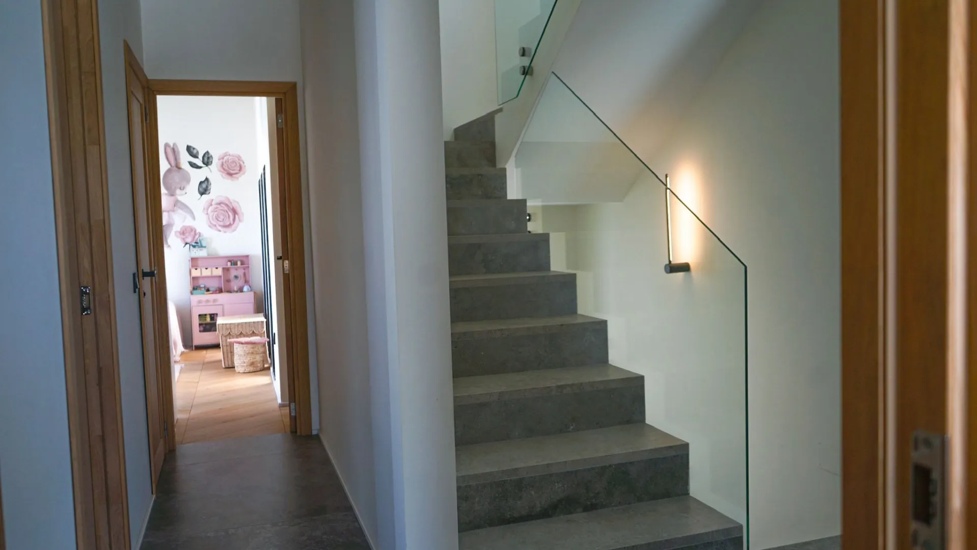 Buy semi detached house with 5 bedrooms in La Alqueria
