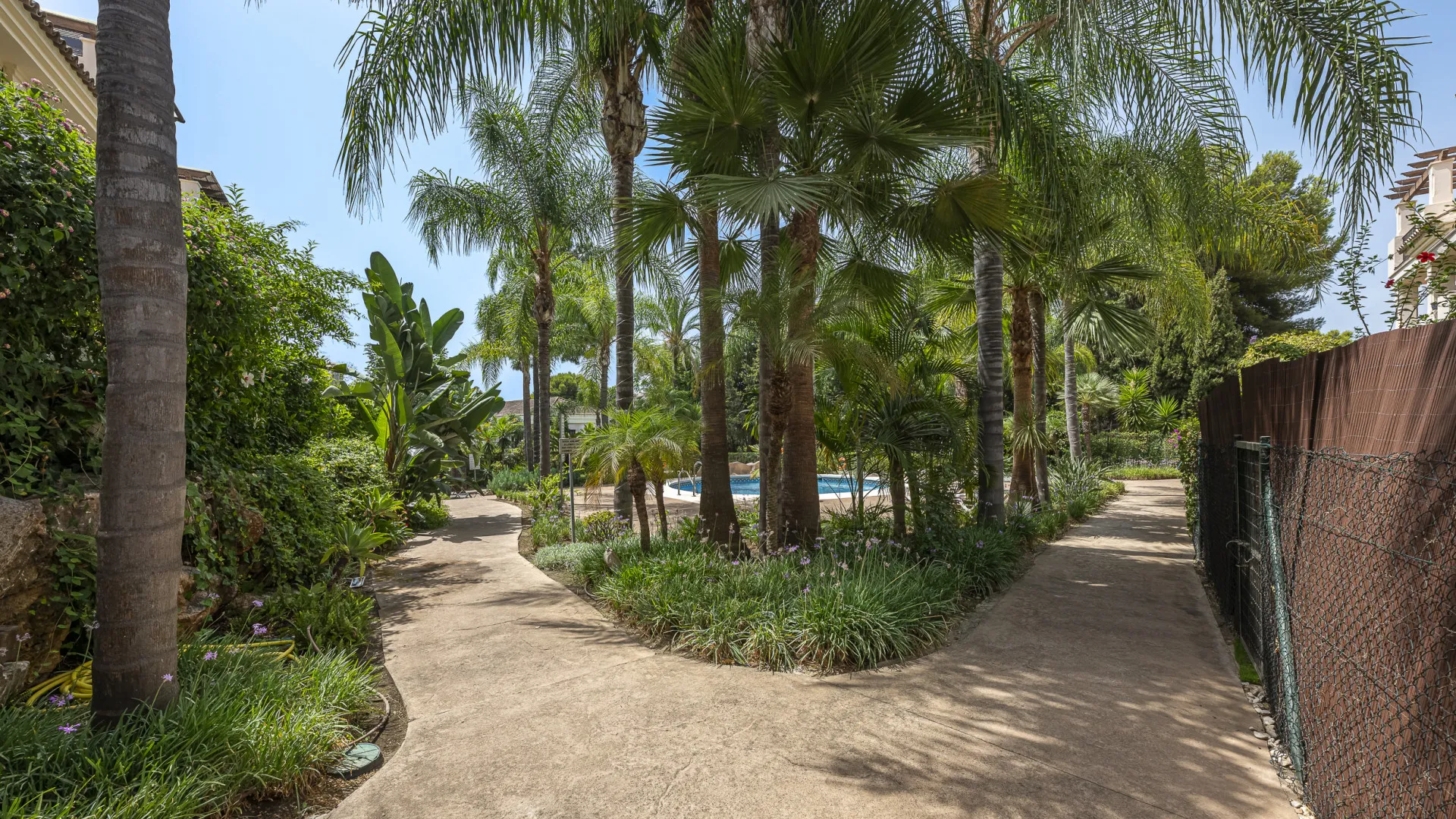 Ground floor apartment in El Palmeral for sale