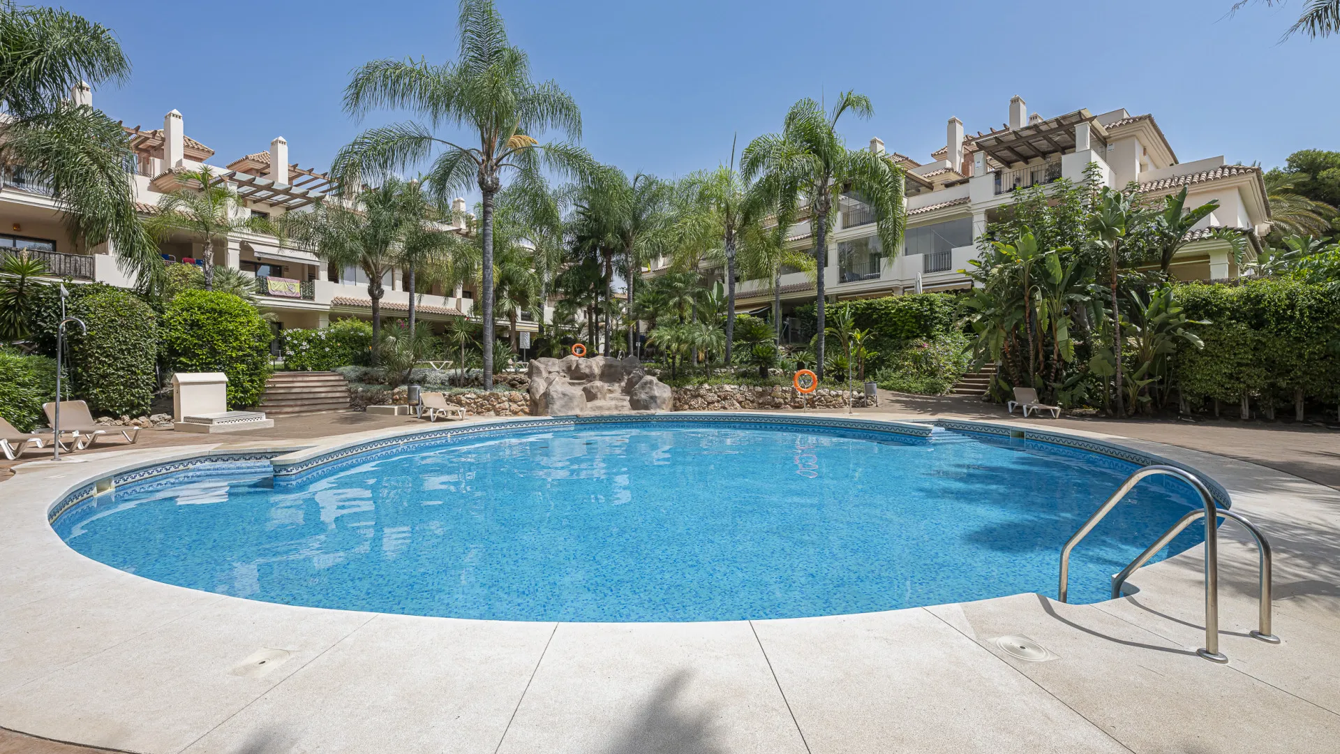 Ground floor apartment in El Palmeral for sale